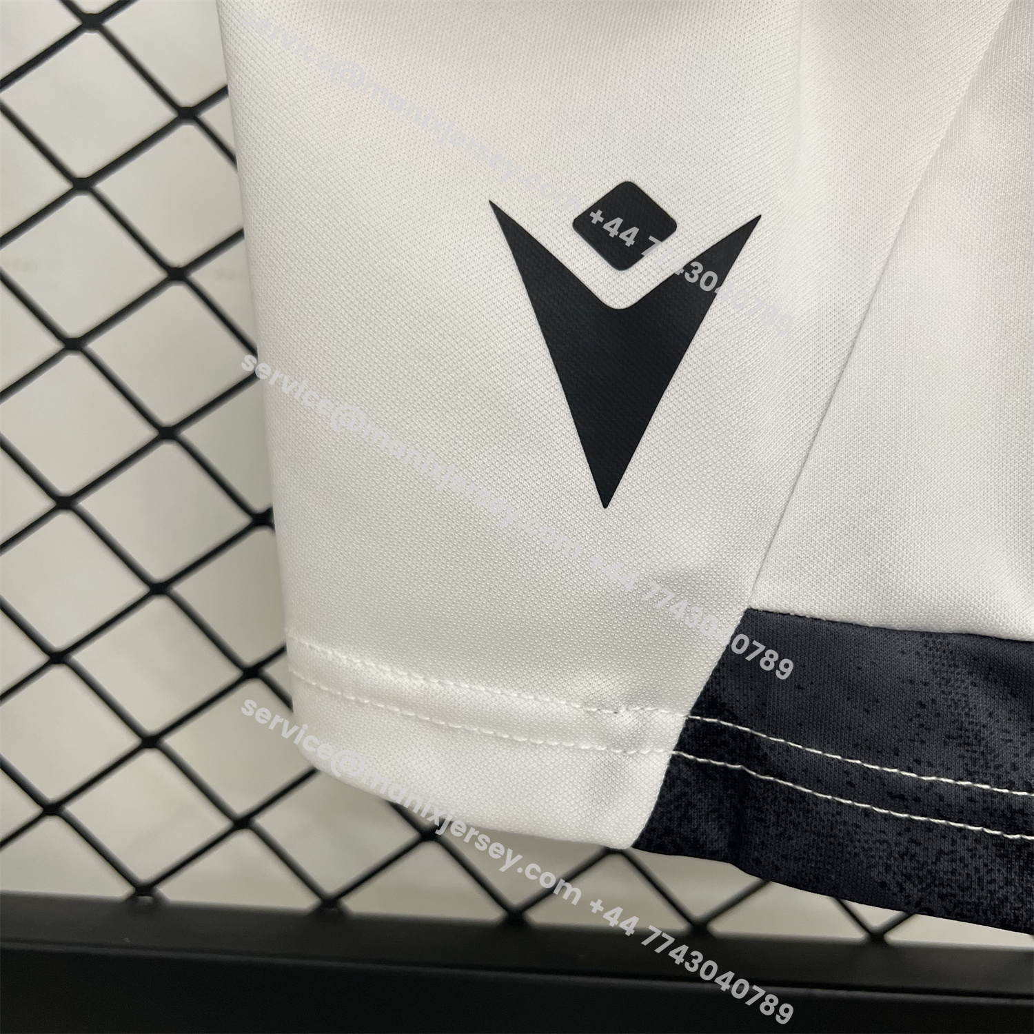 ManixJersey.com | Guimarães 25-26 Home Kids Kit -Customize Name, Number and Patch | Worldwide Shipping