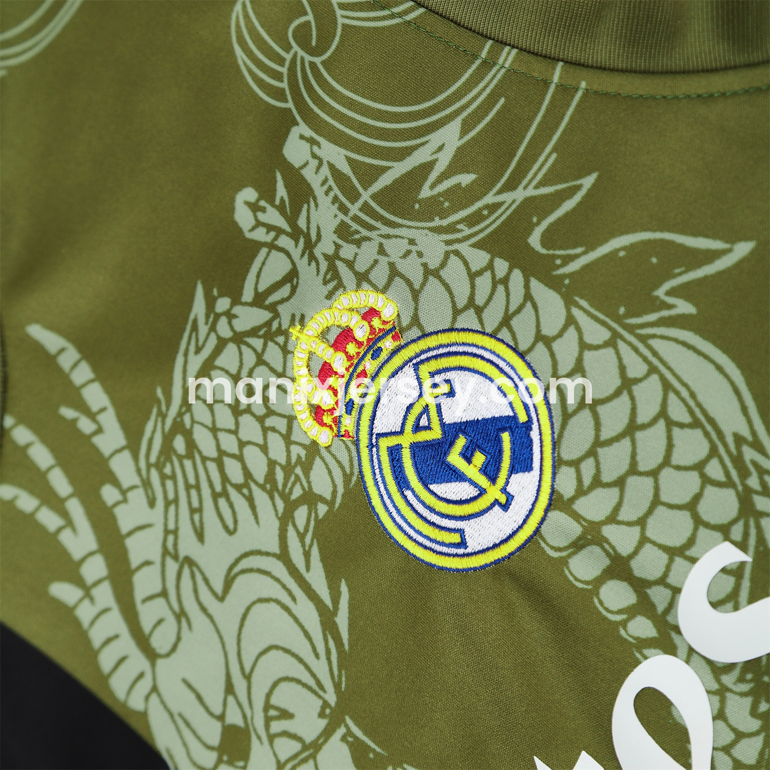 ManixJersey.com | Real Madrid 25-26 Vest Training Set - Green-Black Dragon Vest & Black-White Shorts -Customize Name, Number and Patch | Worldwide Shipping