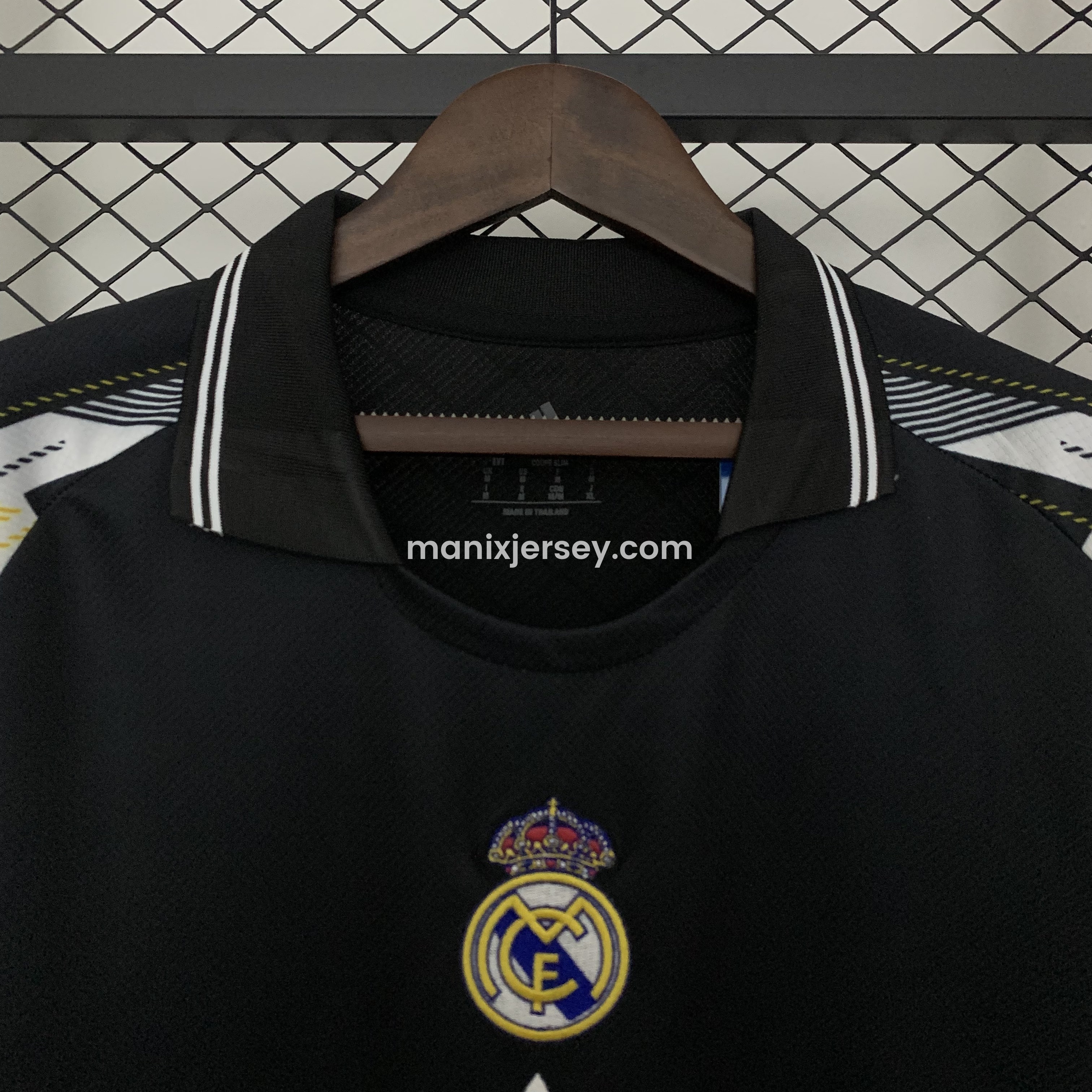 ManixJersey.com | Real Madrid 25-26 Black Gold White Three Bars Jersey - Fans Version -Customize Name, Number and Patch | Worldwide Shipping