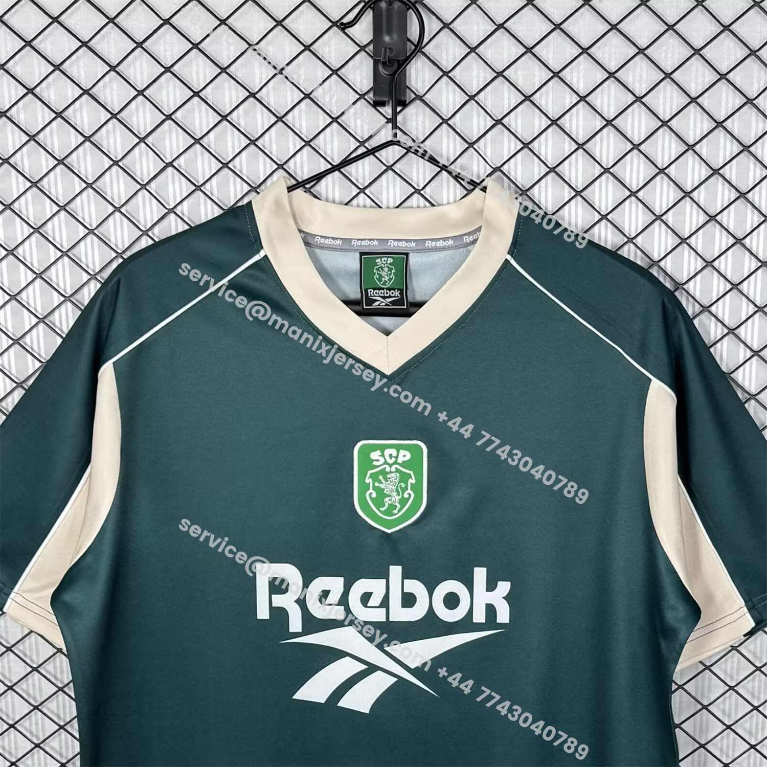 ManixJersey.com | Retro Sporting CP 2000-01 Green Training Jersey -Customize Name, Number and Patch | Worldwide Shipping