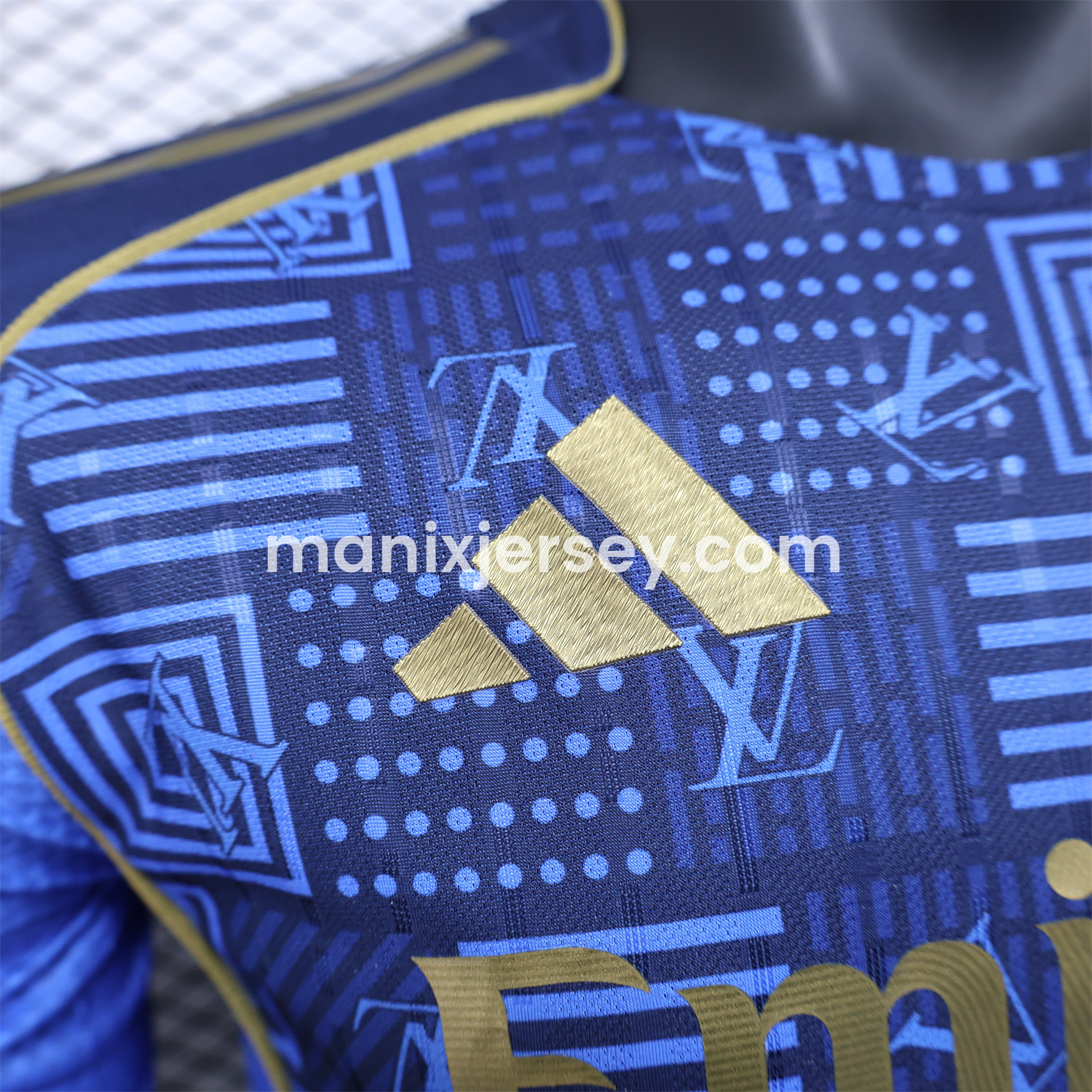 ManixJersey.com | Real Madrid 25-26 Blue Gold Special Edition Jersey - Player Version -Customize Name, Number and Patch | Worldwide Shipping