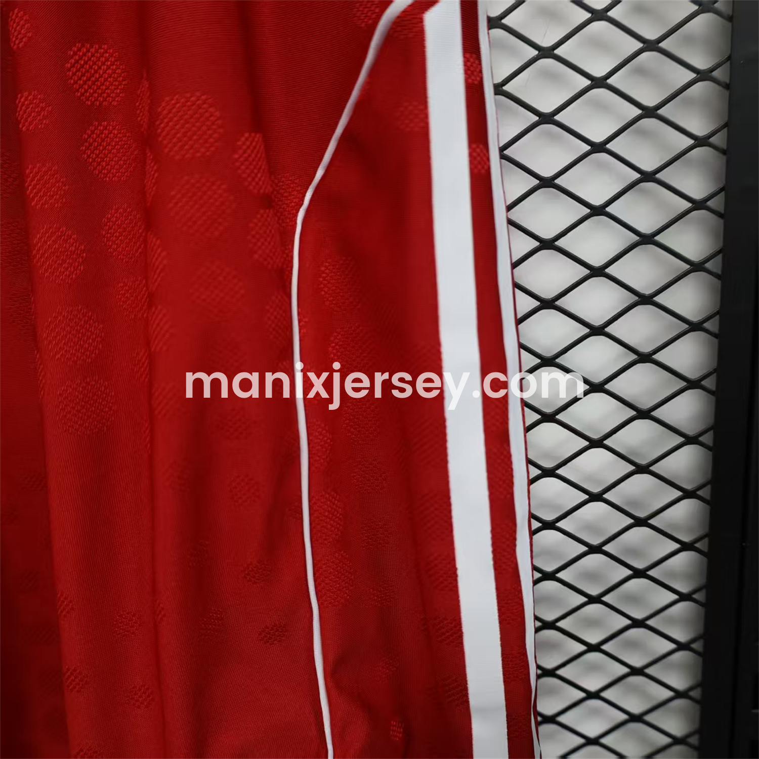 ManixJersey.com | Liver.pool 25-26 Home Shorts - Player Version -Customize Name, Number and Patch | Worldwide Shipping