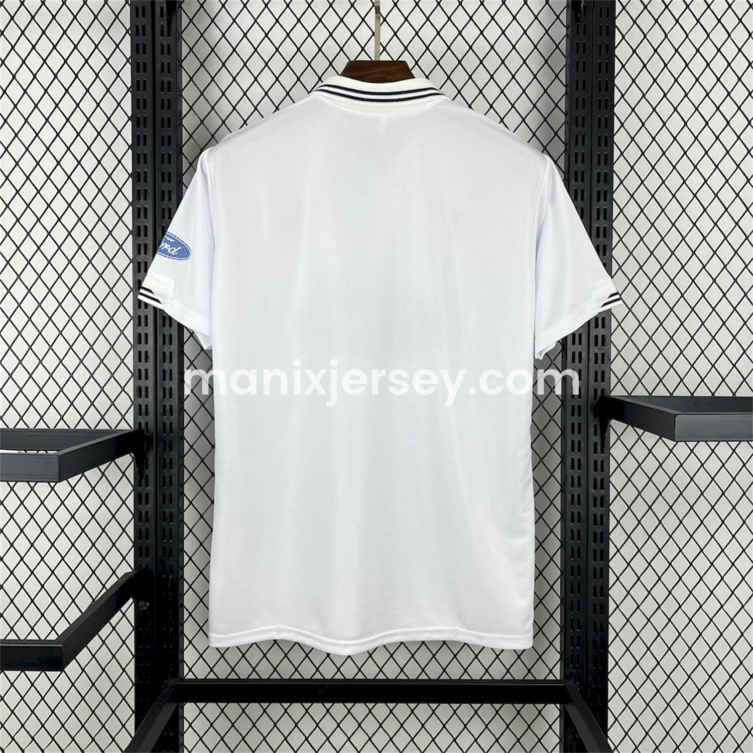 ManixJersey.com | Retro Valencia 1995-96 Home Jersey -Customize Name, Number and Patch | Worldwide Shipping