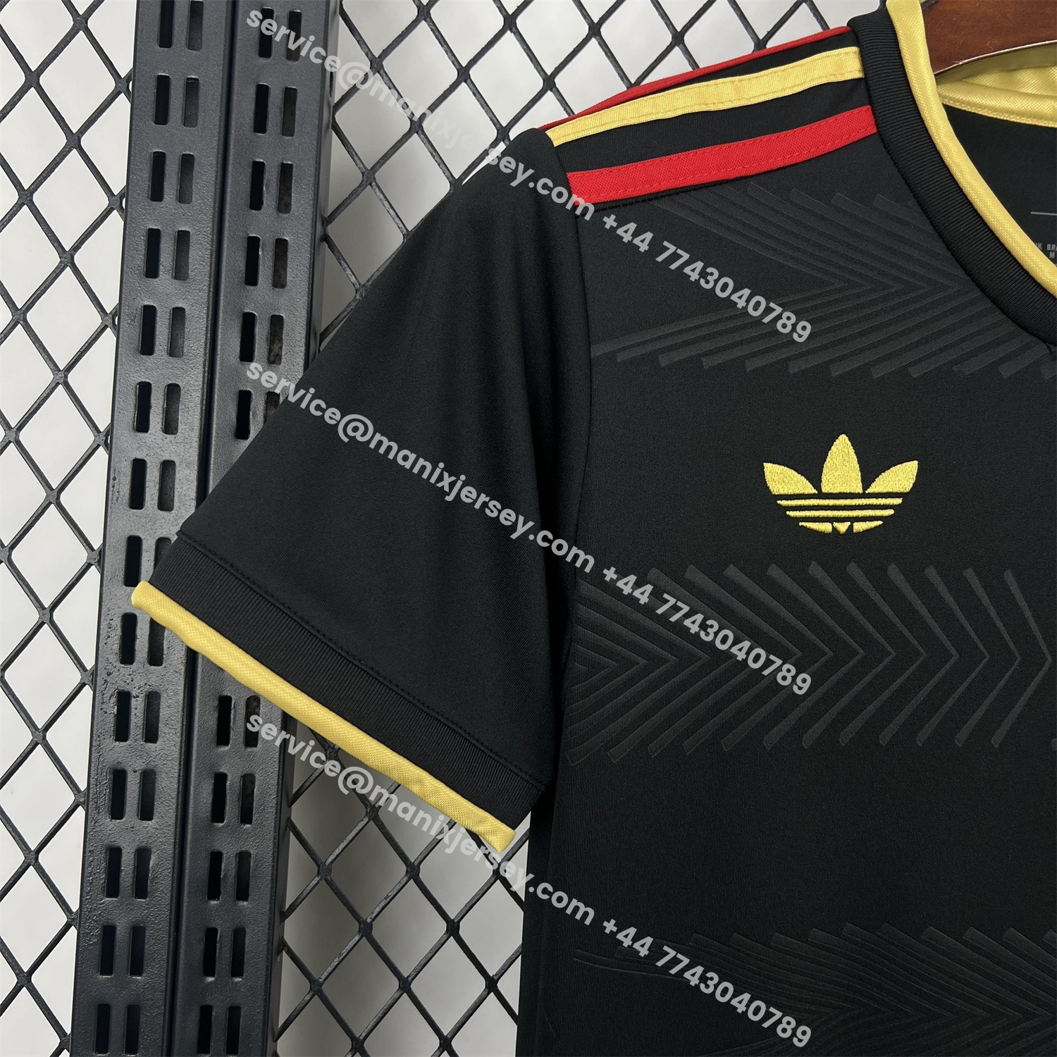 ManixJersey.com | Flamengo 25-26 Black Special Jersey - Fans Version -Customize Name, Number and Patch | Worldwide Shipping