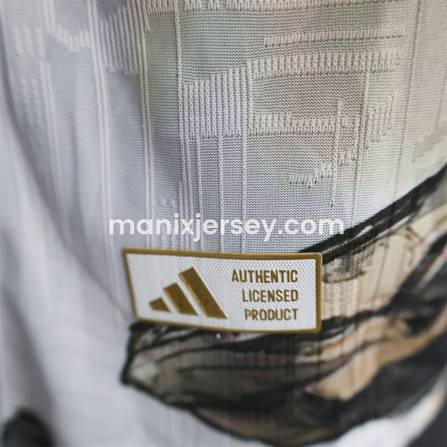 ManixJersey.com | Japan 25-26 Son Goku Meditates On The Stone Special Jersey - Player Version -Customize Name, Number and Patch | Worldwide Shipping