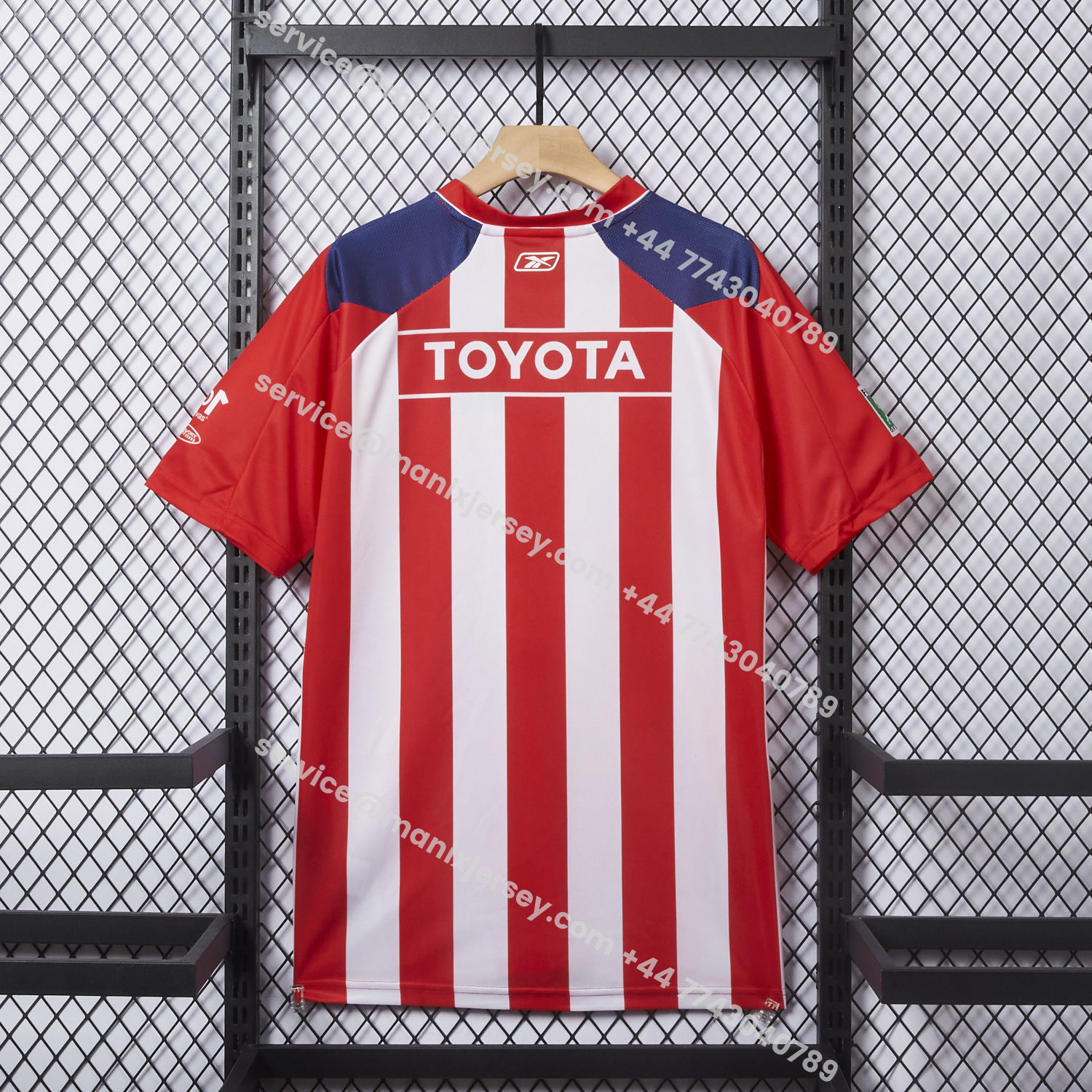 ManixJersey.com | Retro Chivas de Guadalajara 2006-07 Centennial Edition Jersey -Customize Name, Number and Patch | Worldwide Shipping