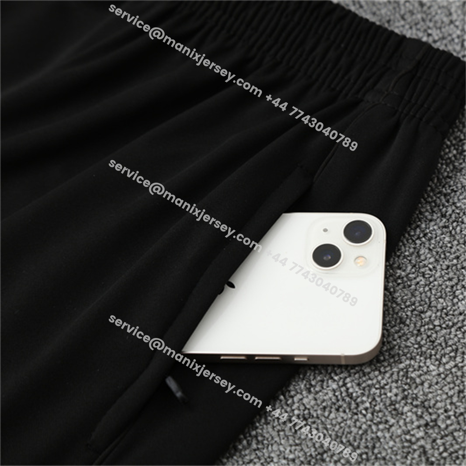 ManixJersey.com | Liver.pool 25-26 Long Sleeve Training Set - Black Top & Black Pants -Customize Name, Number and Patch | Worldwide Shipping
