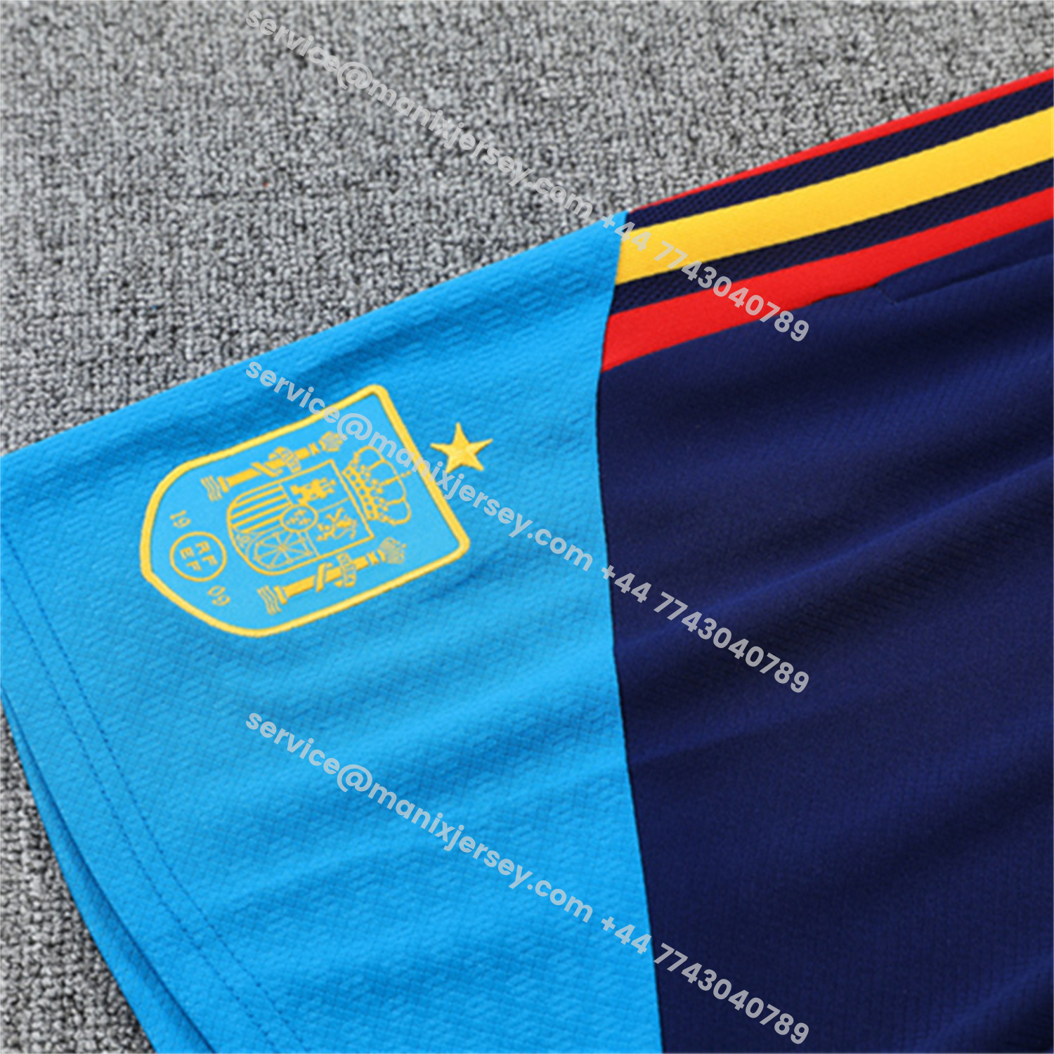 ManixJersey.com | Spain 2026 Kids Short-Sleeve Training Set - Lake Blue Top & Shorts -Customize Name, Number and Patch | Worldwide Shipping