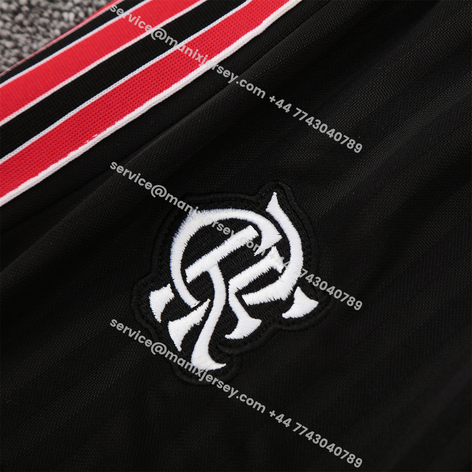 ManixJersey.com | Flamengo 25-26 Short-Sleeve Training Set - Red Vest & Black Shorts -Customize Name, Number and Patch | Worldwide Shipping