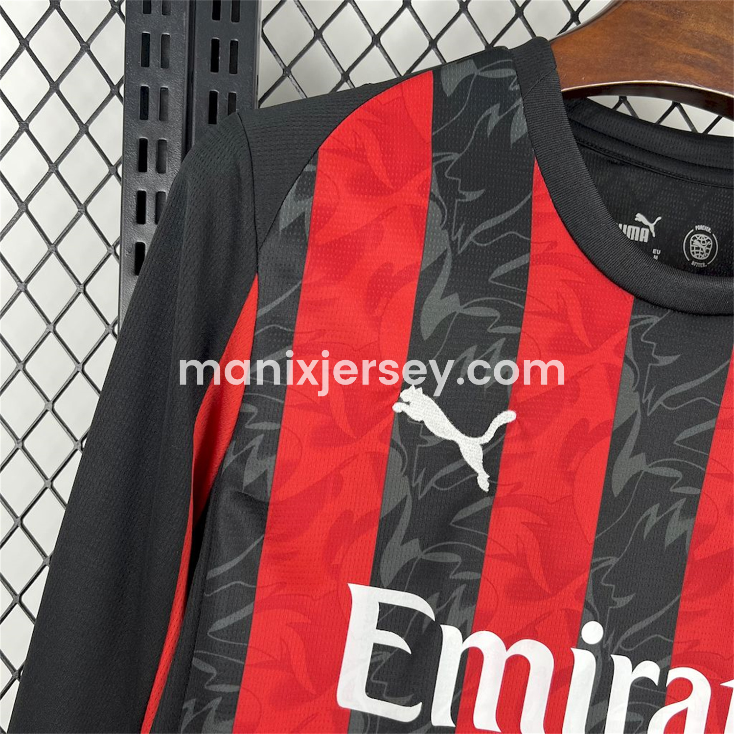 ManixJersey.com | AC Milan 25-26 Home Long Sleeves Jersey - Fans Version -Customize Name, Number and Patch | Worldwide Shipping