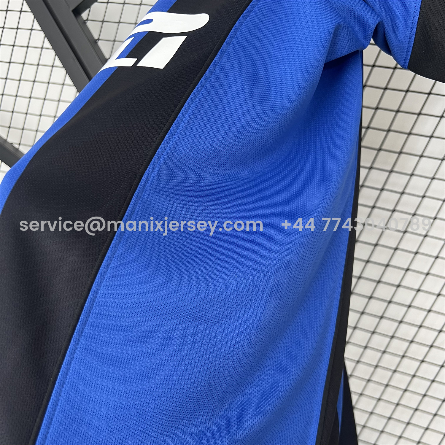 ManixJersey.com | Retro Inter Milan 2004-05 Home Jersey -Customize Name, Number and Patch | Worldwide Shipping