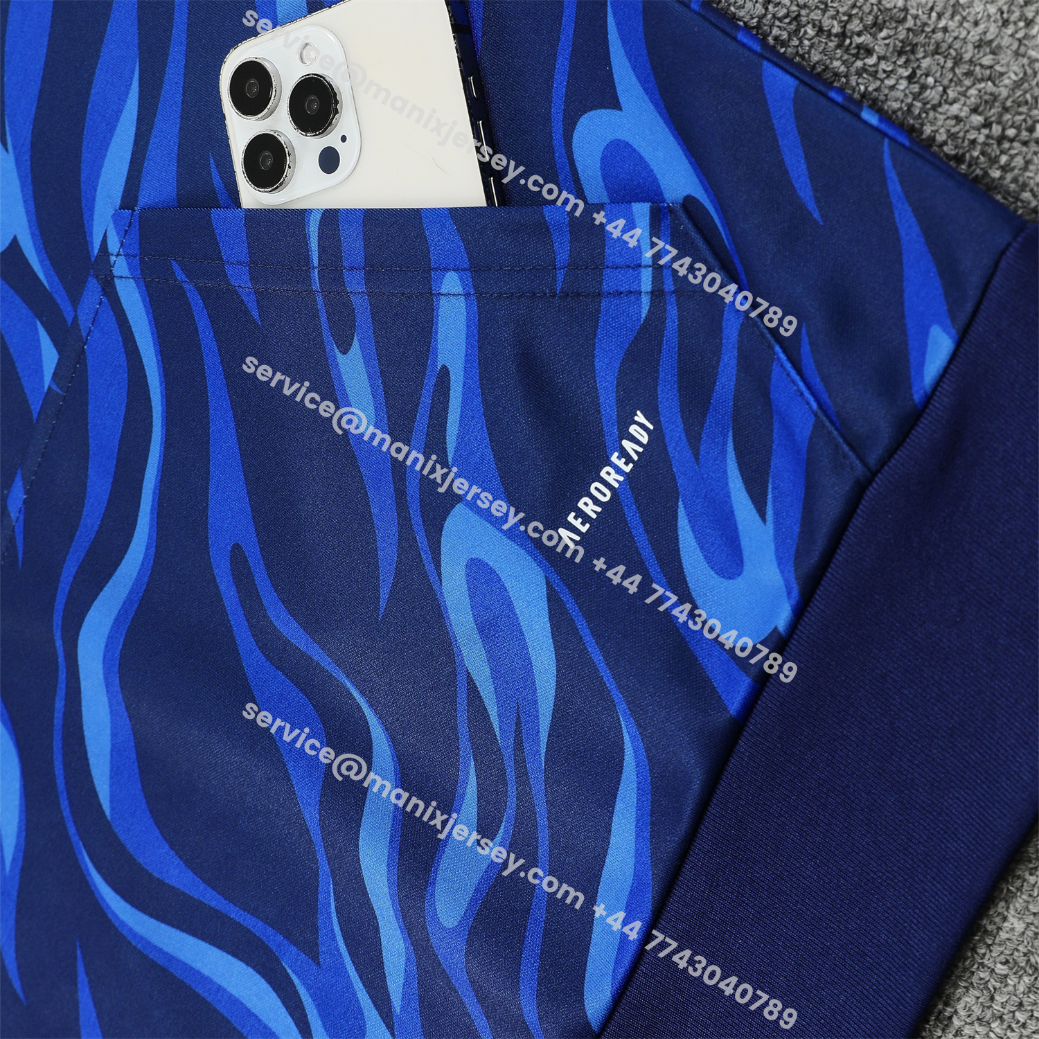 ManixJersey.com | Real Madrid 25-26 Training Hoodie Set - Blue Hoodie and Deep Blue Pants -Customize Name, Number and Patch | Worldwide Shipping