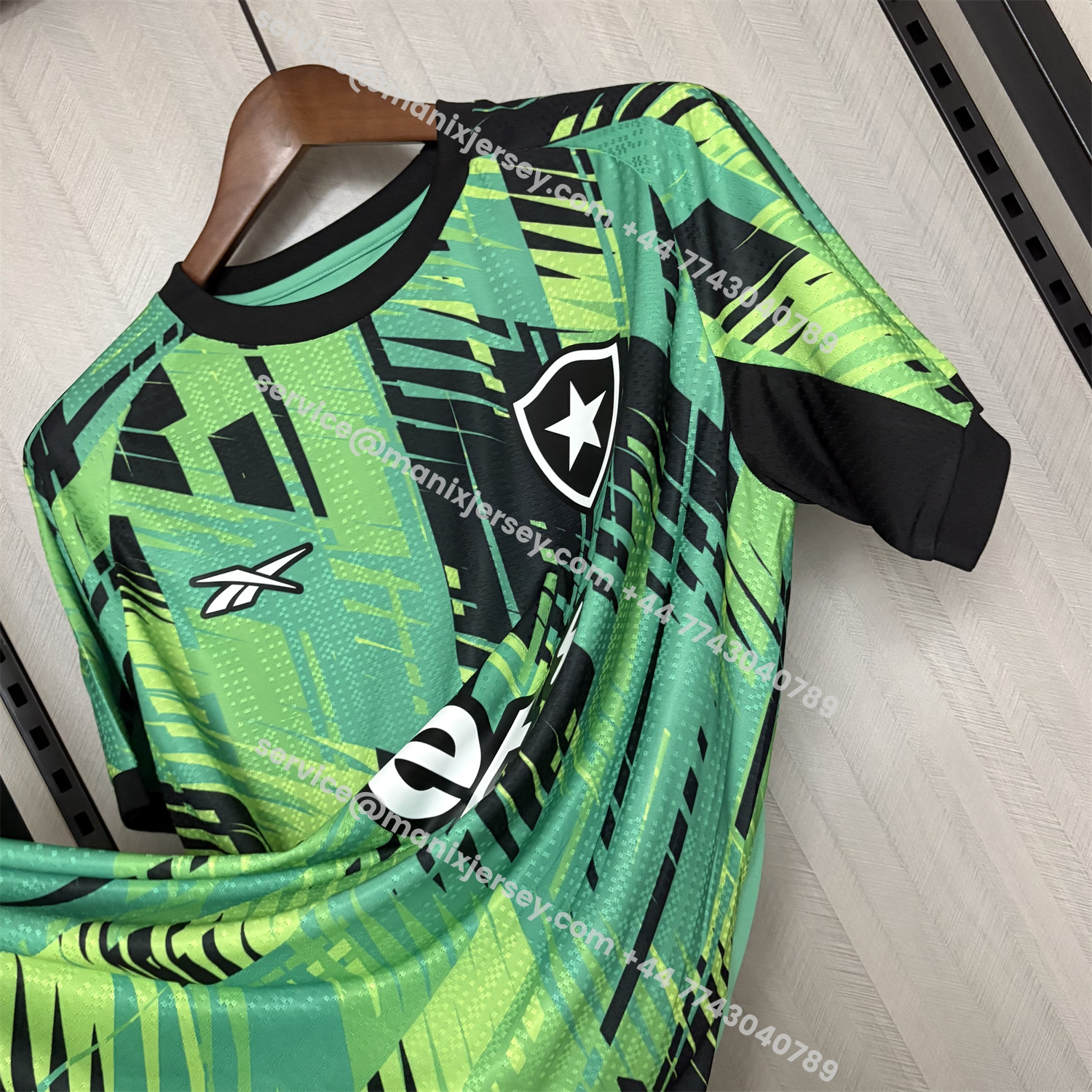 ManixJersey.com | Botafogo 25-26 Green And Black Training Jersey - Fans Version -Customize Name, Number and Patch | Worldwide Shipping