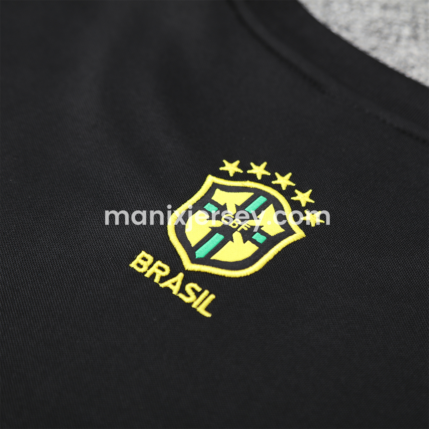 ManixJersey.com | Brazil 25-26 Blue Jesus Statue Short-Sleeve Training Set - Blue Top & Black Shorts -Customize Name, Number and Patch | Worldwide Shipping