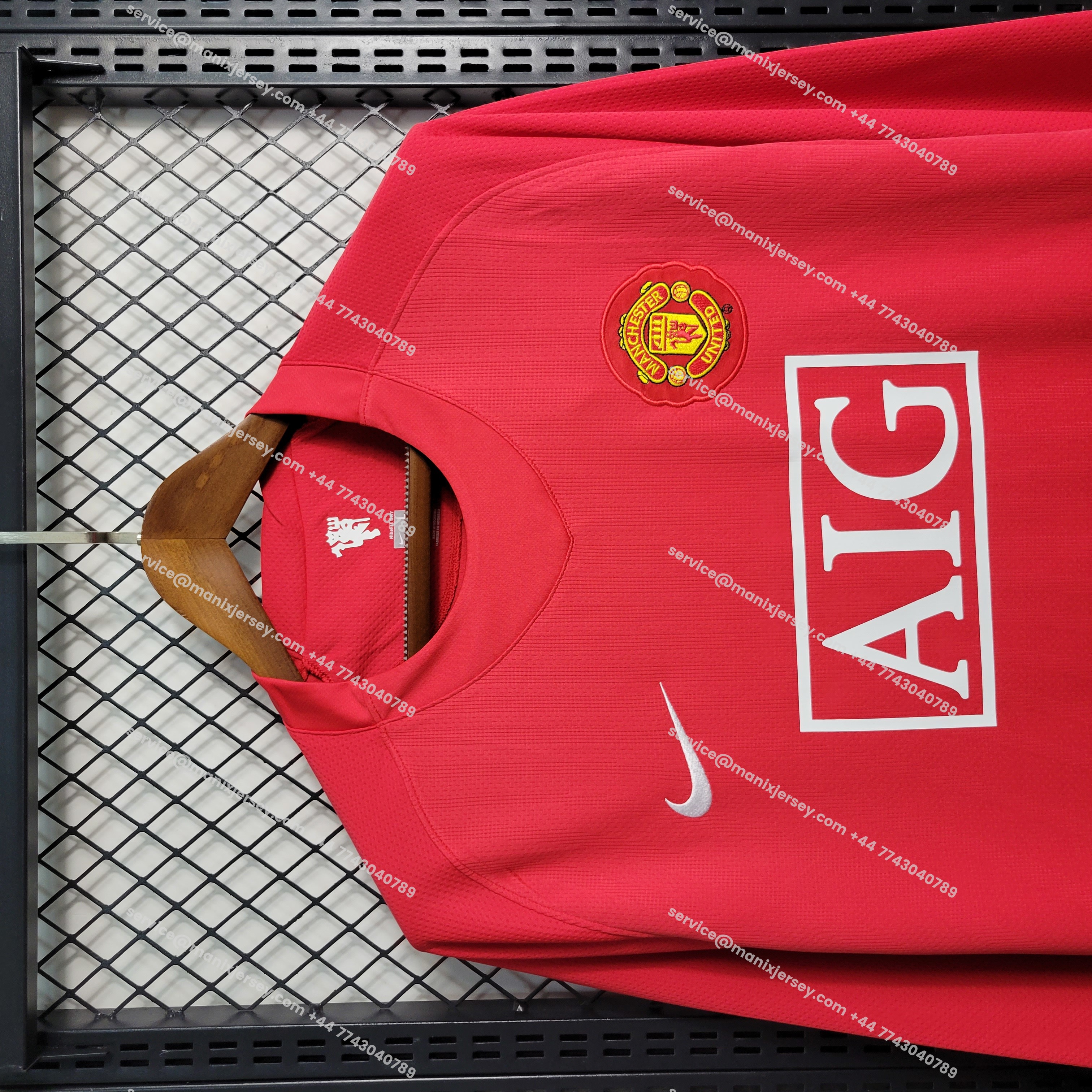 ManixJersey.com | Retro Manchester United 08-09 Home Long Sleeve Jersey -Customize Name, Number and Patch | Worldwide Shipping