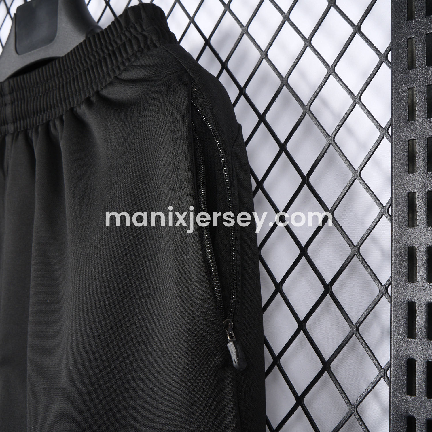 ManixJersey.com | Dortmund 24-25 Black Training Pants - Player Version -Customize Name, Number and Patch | Worldwide Shipping