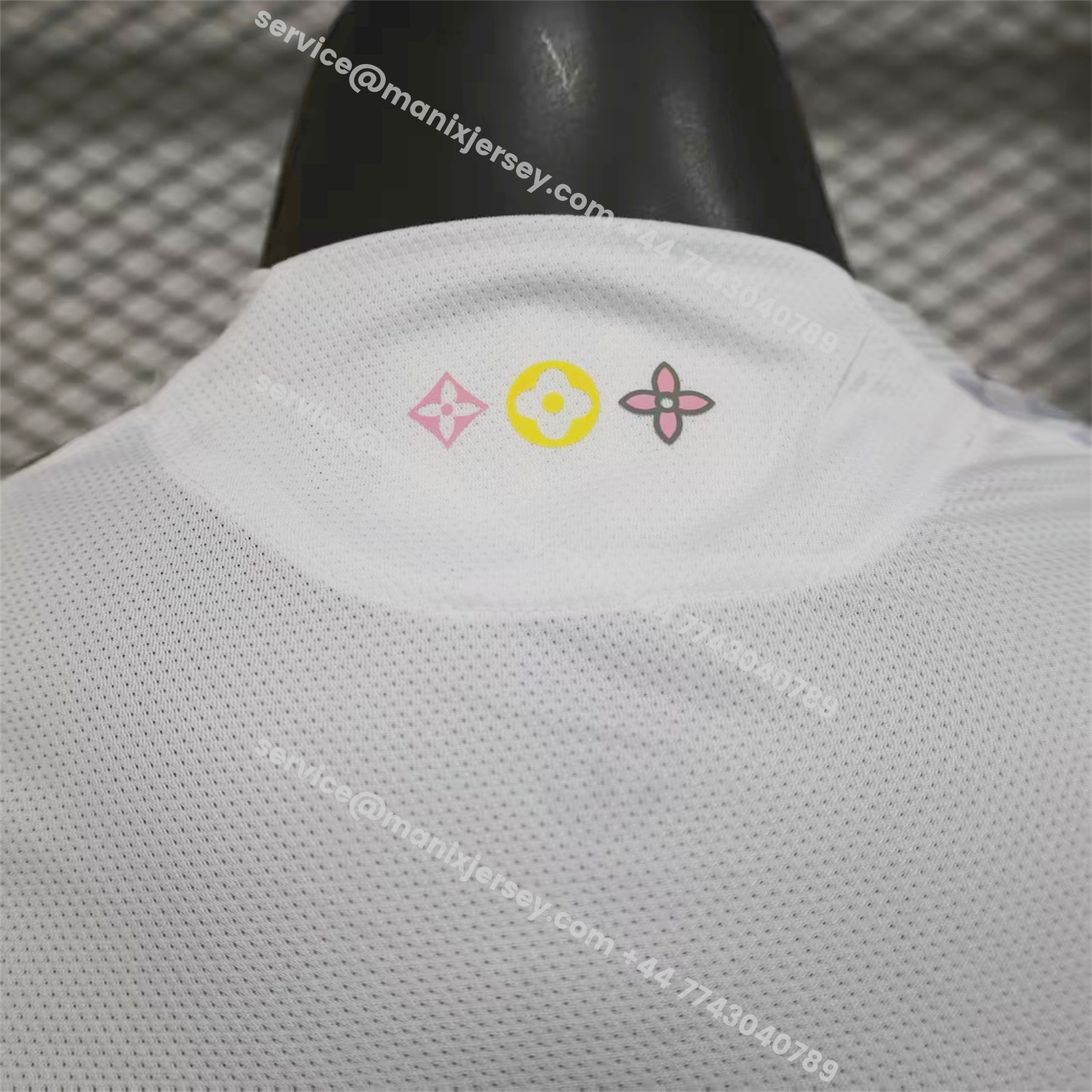 ManixJersey.com | Real Madrid 25-26 Platinum Edition Special Jersey - Player Version -Customize Name, Number and Patch | Worldwide Shipping