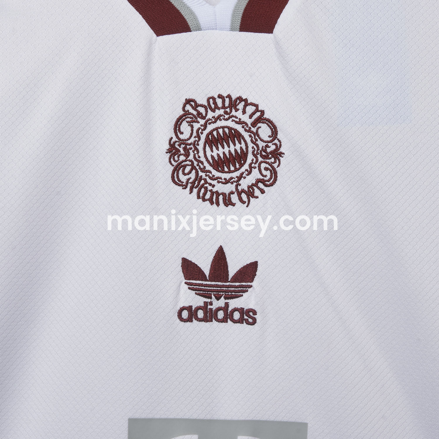 ManixJersey.com | Bayern Munich 25-26 Throwback Trefoil Red Stripe White Special Jersey - Fans Version -Customize Name, Number and Patch | Worldwide Shipping