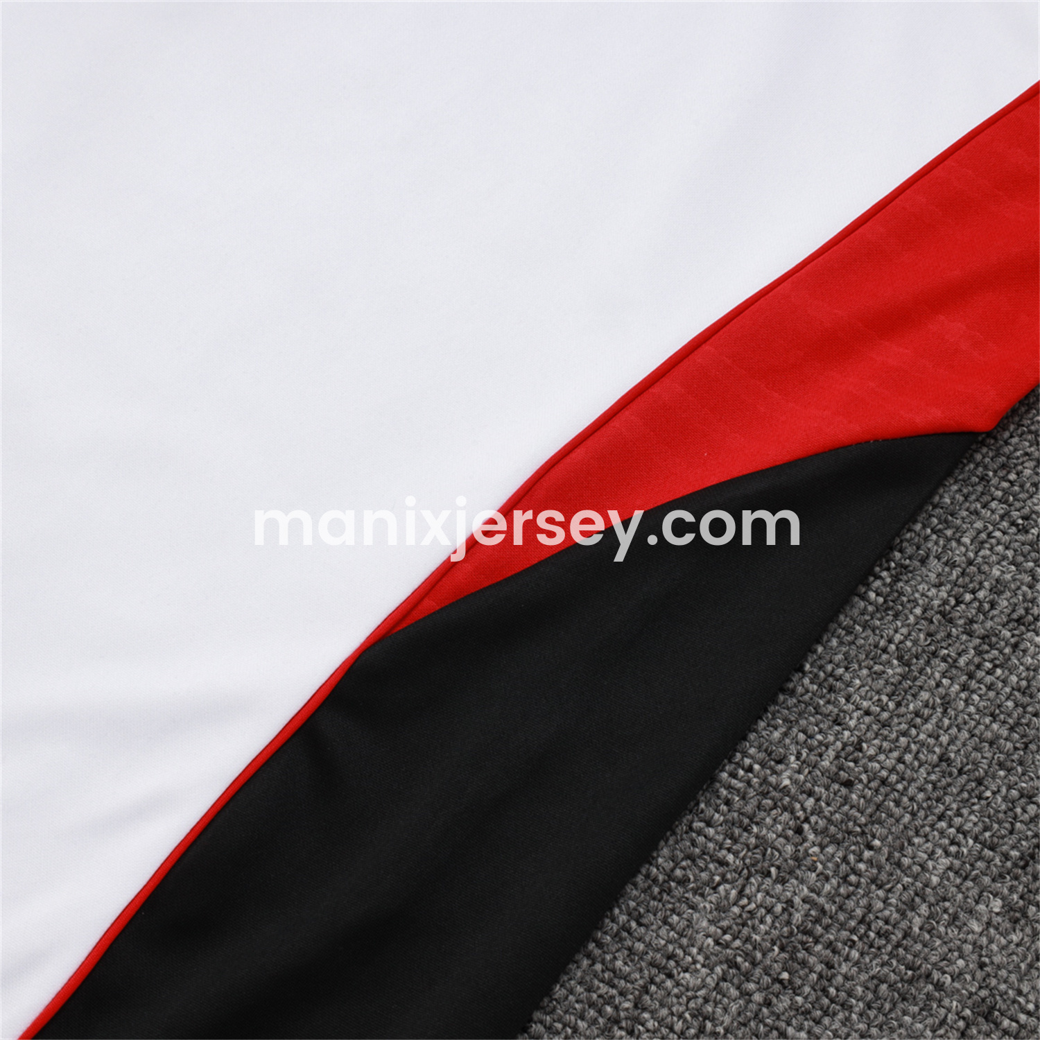 ManixJersey.com | Bayern Munich 25-26 Long Sleeve Training Set - Dark Red -Customize Name, Number and Patch | Worldwide Shipping
