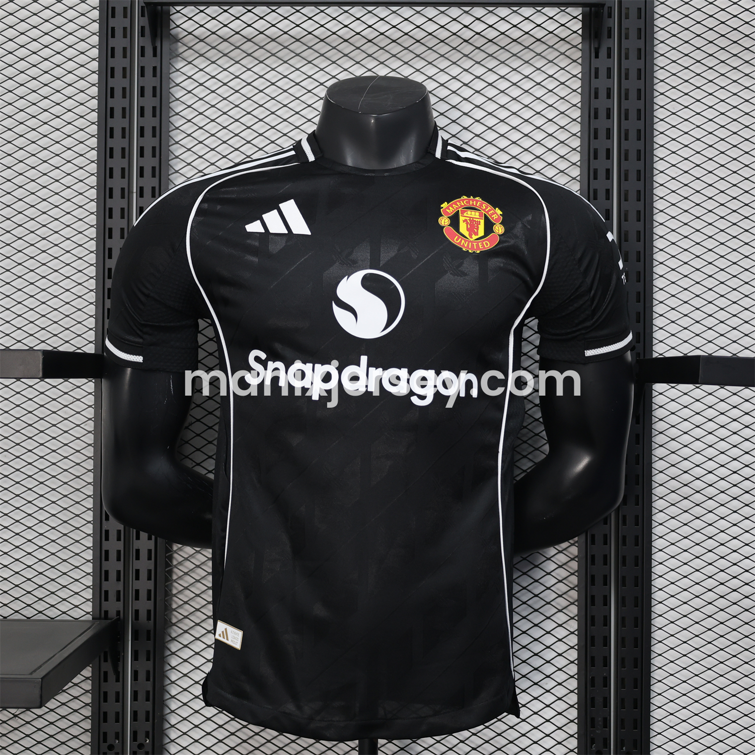 ManixJersey.com | Manchester United 25-26 Black Training Jersey - Player Version -Customize Name, Number and Patch | Worldwide Shipping