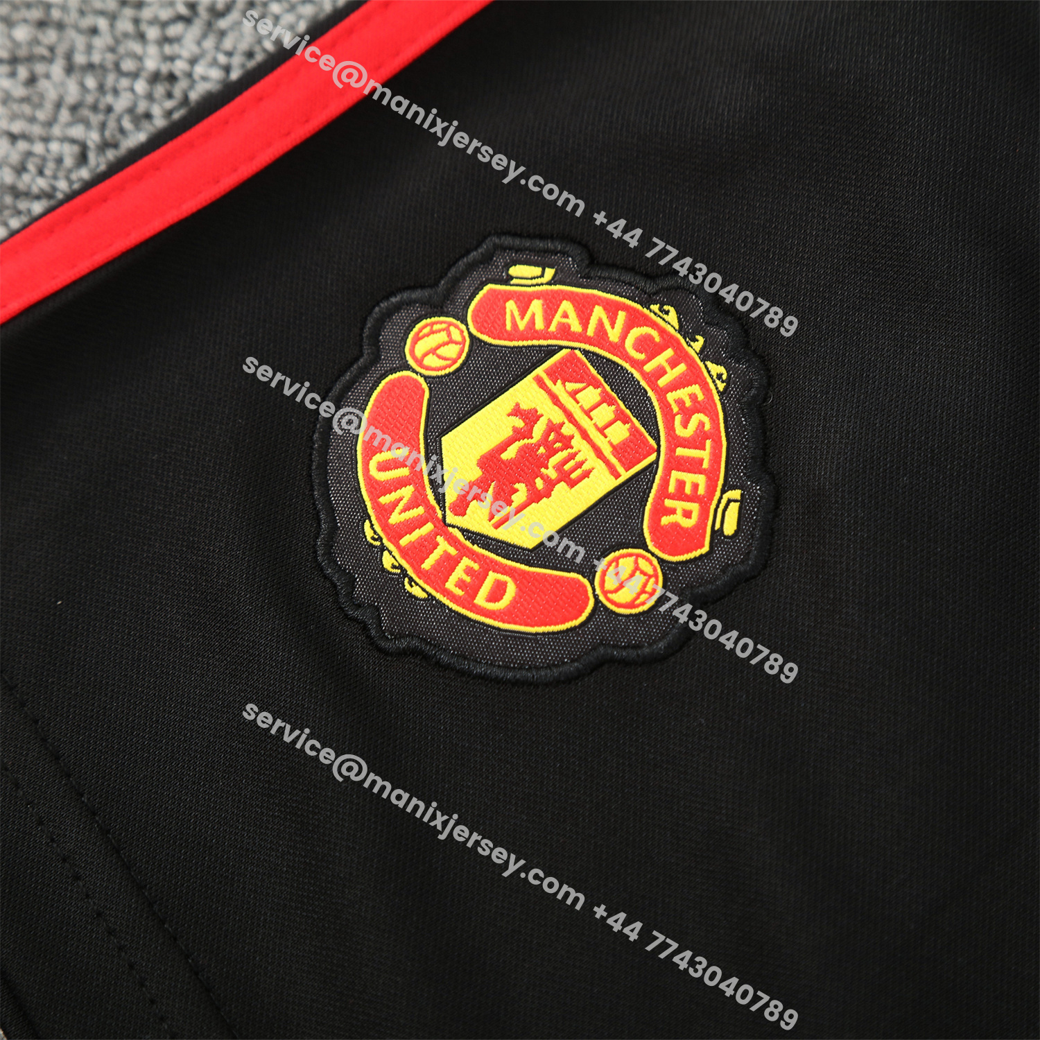ManixJersey.com | Manchester United 25-26 Vest Training Set - Red Edge White Vest & Black Shorts -Customize Name, Number and Patch | Worldwide Shipping