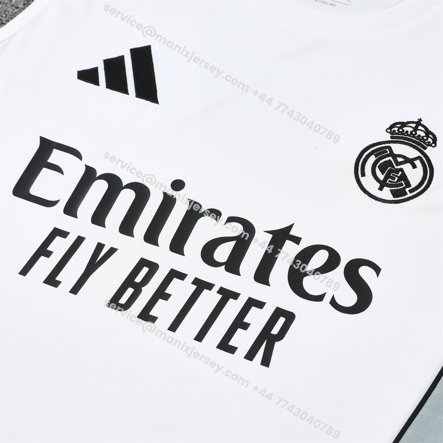ManixJersey.com | Real Madrid 25-26 Vest Training Set - Grey And White Vest & Black Shorts -Customize Name, Number and Patch | Worldwide Shipping