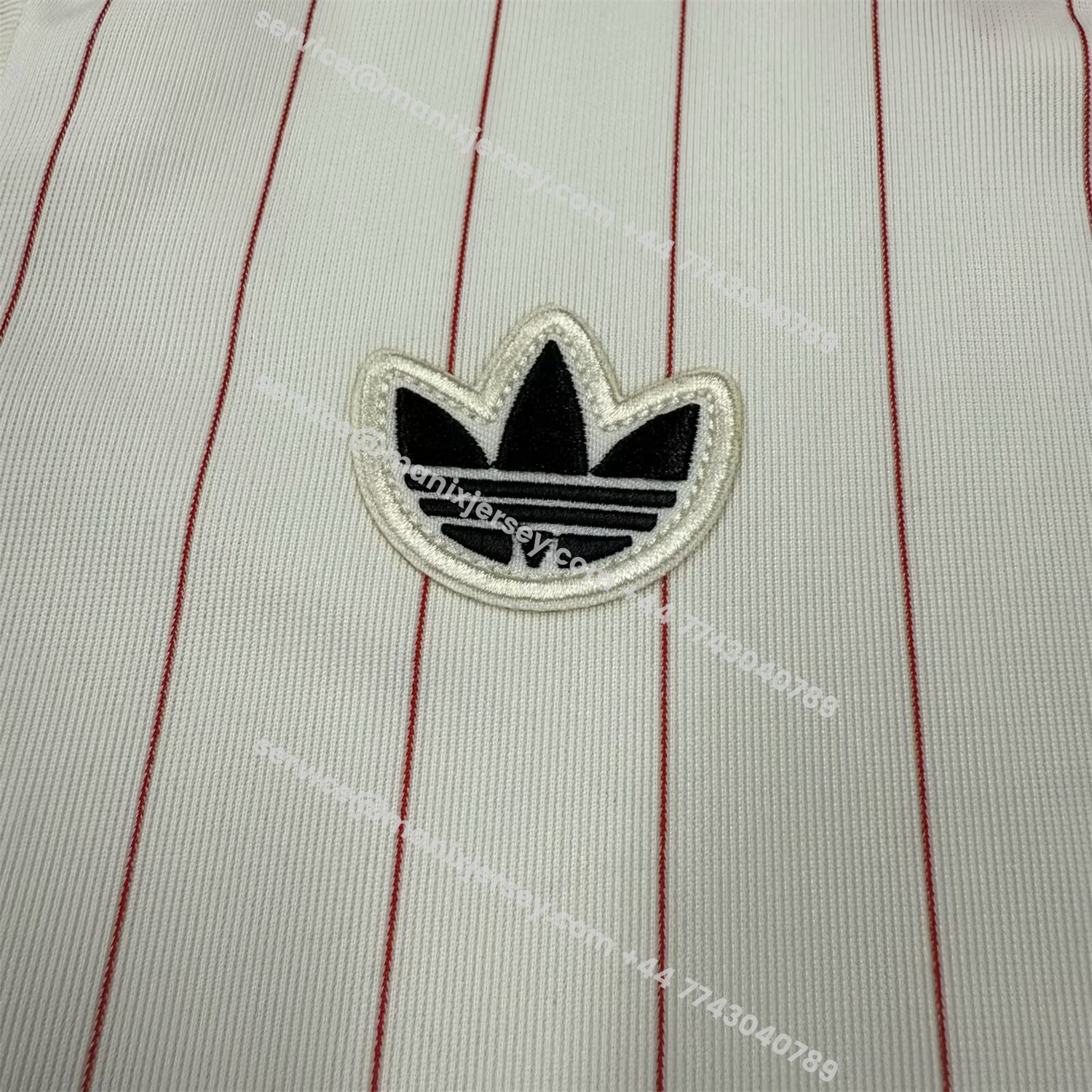 ManixJersey.com | Benfica 25-26 Icon Range Travel White Special Edition Kids Kit -Customize Name, Number and Patch | Worldwide Shipping