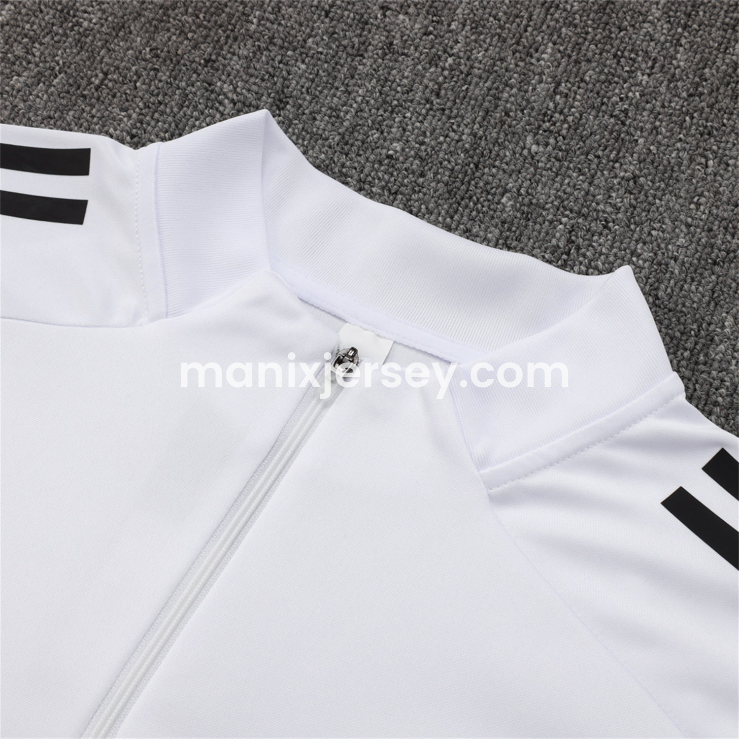ManixJersey.com | INT M.A.M 25-26 Long Sleeves Training Set - White Top & Black Pants -Customize Name, Number and Patch | Worldwide Shipping