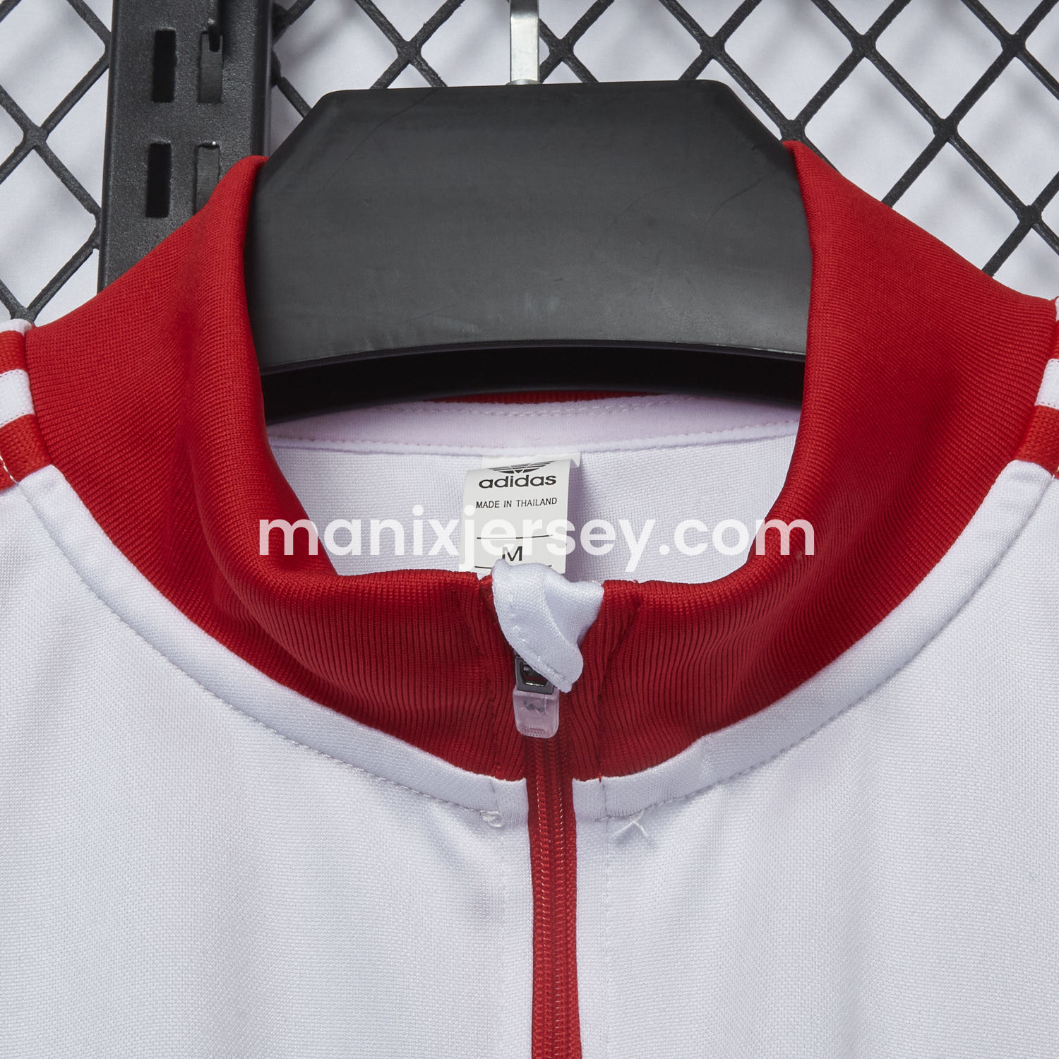 ManixJersey.com | Bayern Munich 2025 125th Anniversary 1/4-Zip Long Sleeves Training Set - White -Customize Name, Number and Patch | Worldwide Shipping