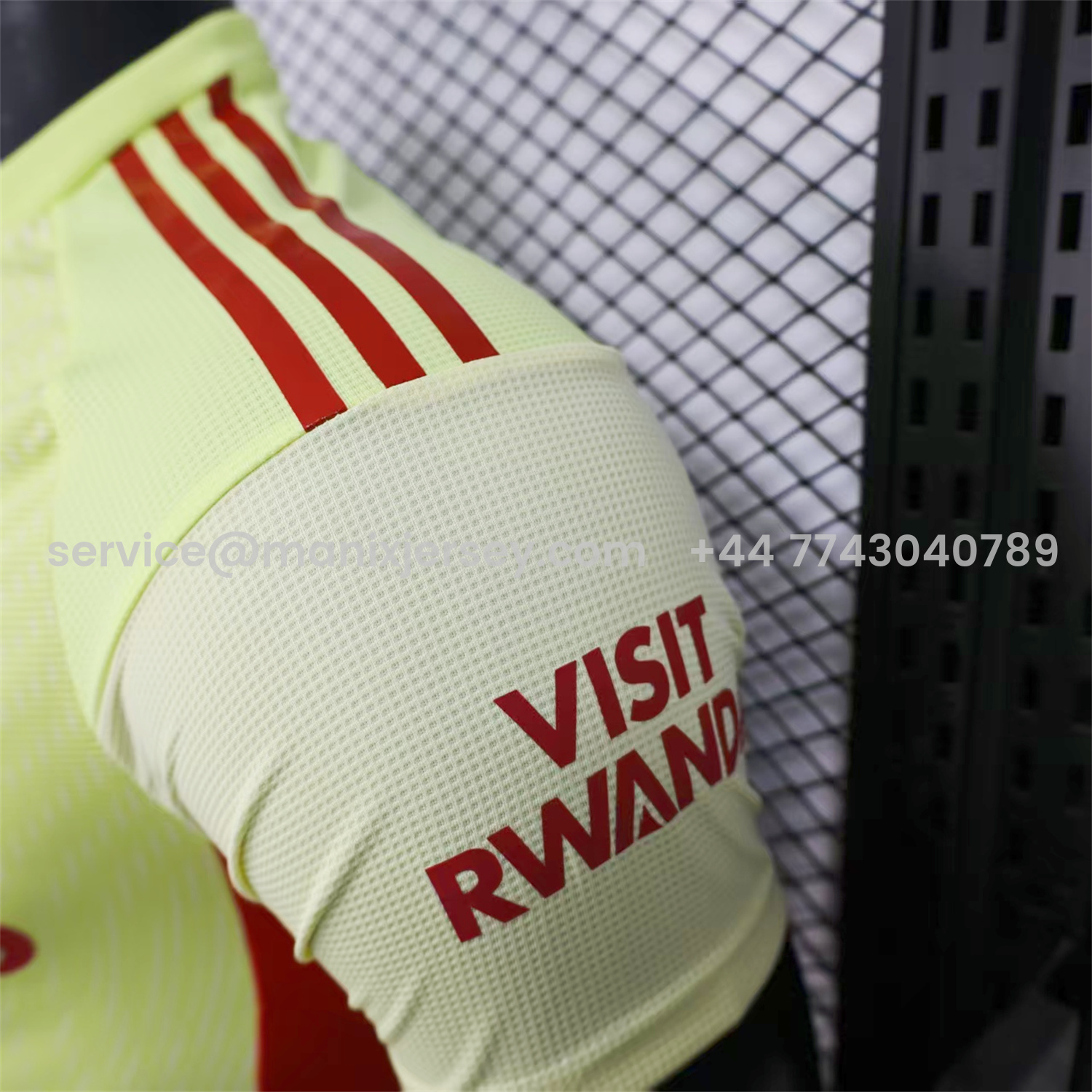 ManixJersey.com | Arsenal 25-26 Light Yellow Goalkeeper Jersey - Player Version -Customize Name, Number and Patch | Worldwide Shipping