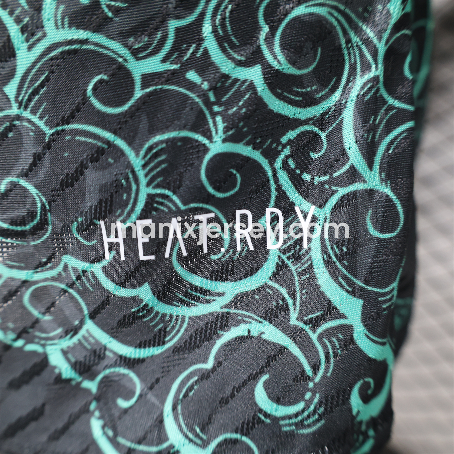 ManixJersey.com | Real Madrid 24-25 Black and Green Loong Jersey - Player Version -Customize Name, Number and Patch | Worldwide Shipping