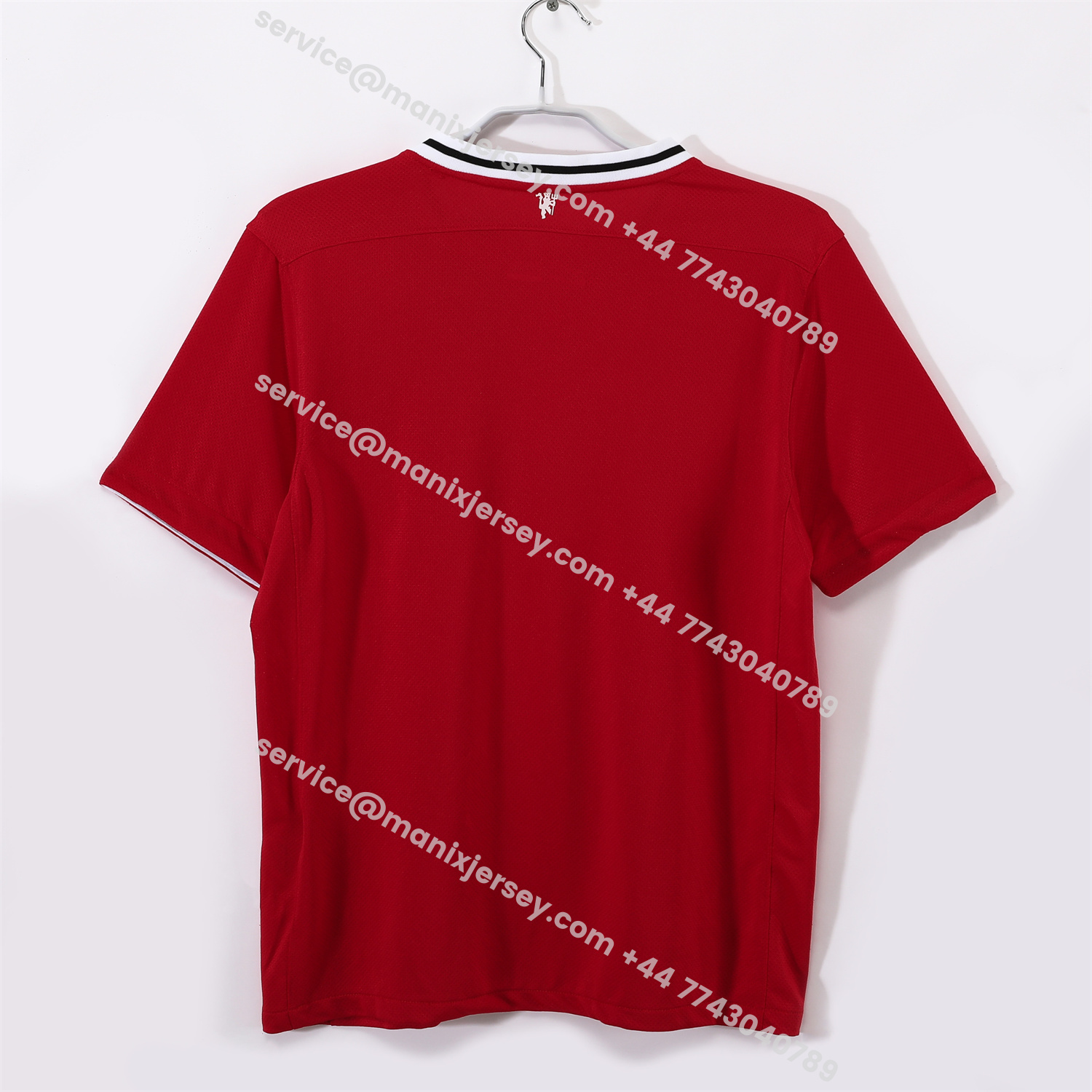 ManixJersey.com | Retro Manchester United 2011-12 Home Jersey -Customize Name, Number and Patch | Worldwide Shipping