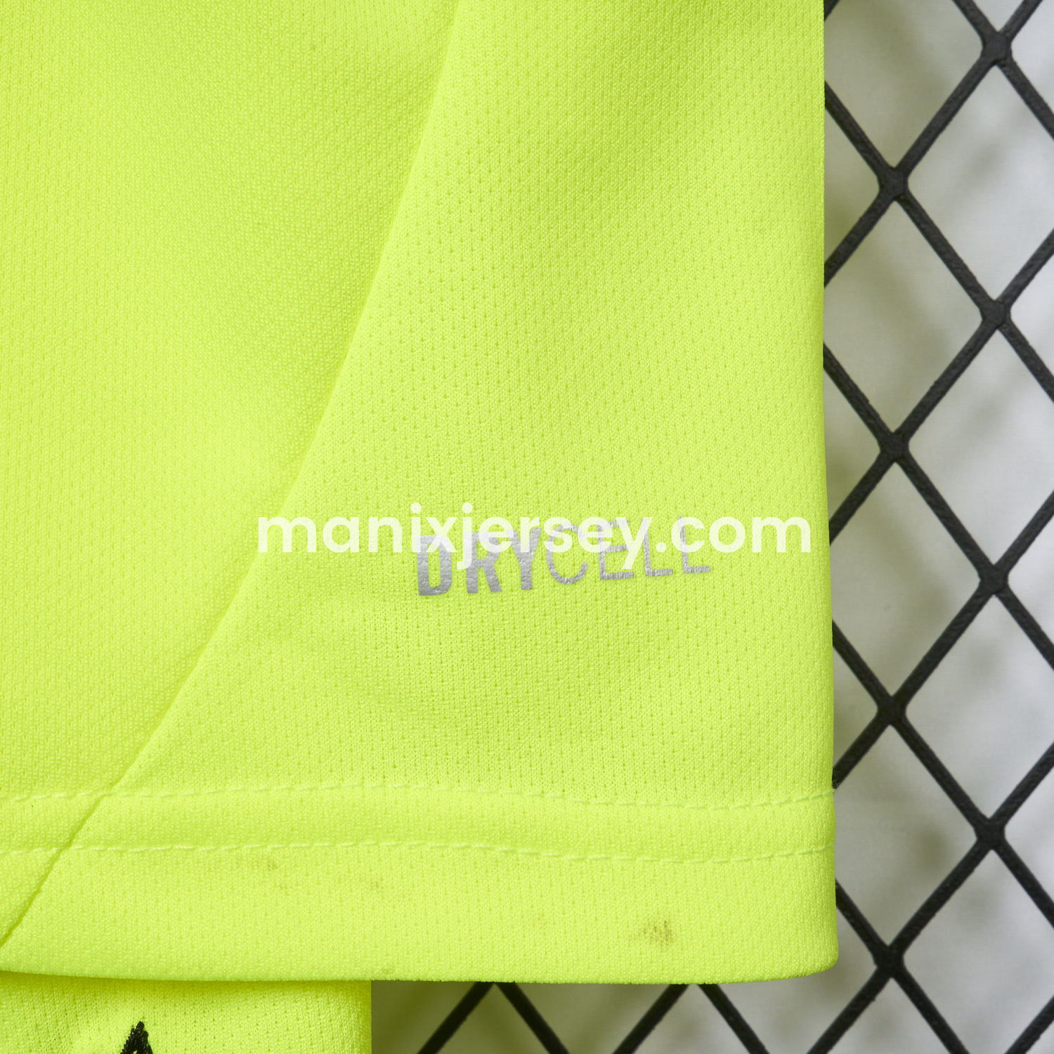 ManixJersey.com | Dortmund 24-25 Yellow Alert Special Edition Kids Kit -Customize Name, Number and Patch | Worldwide Shipping