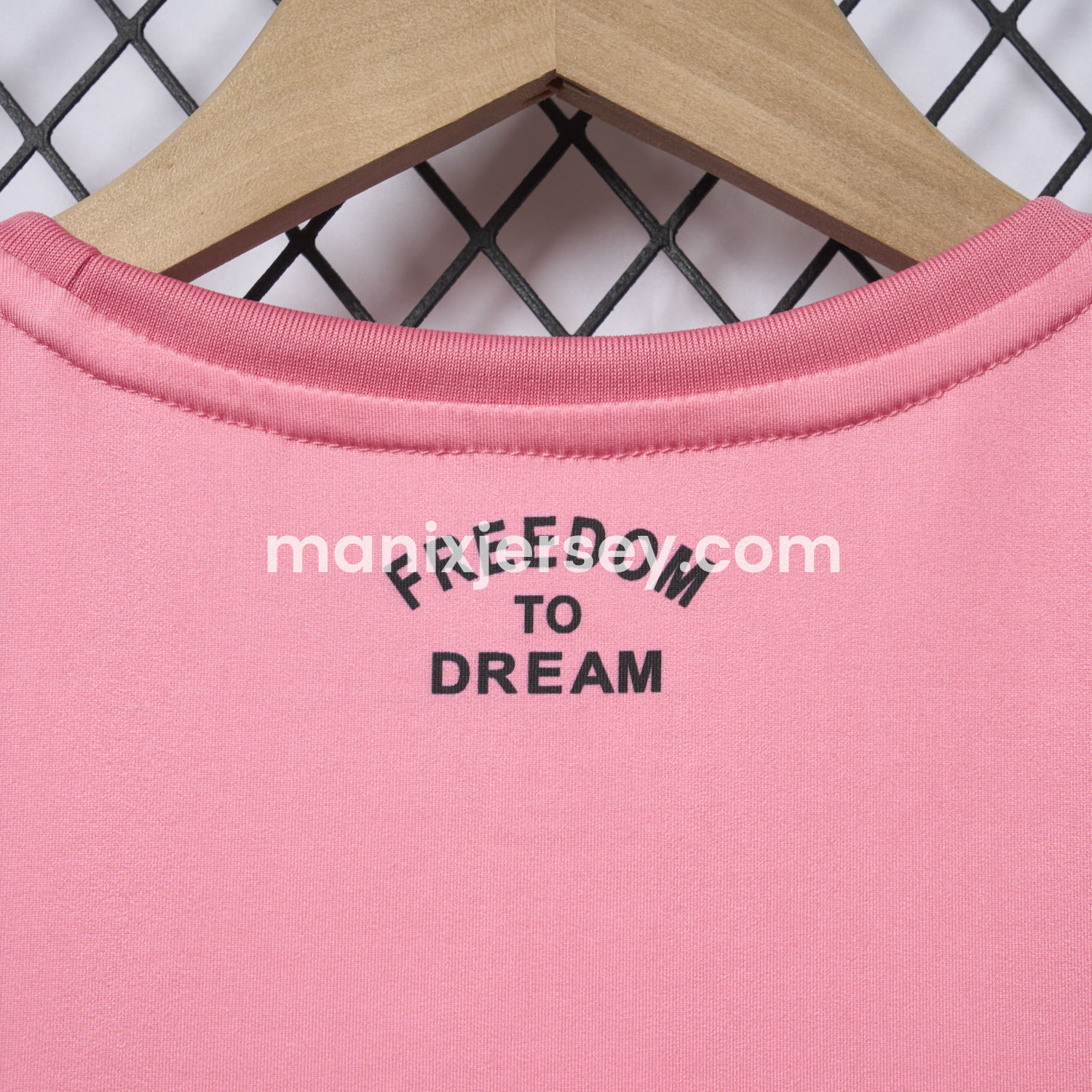 ManixJersey.com | Women's INT M.A.M 25-26 Home Yoga Vest -Customize Name, Number and Patch | Worldwide Shipping