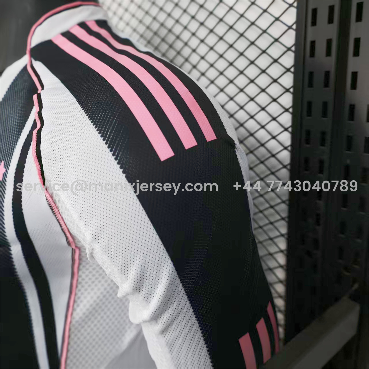 ManixJersey.com | Juventus 25-26 Home Unsponsored Long Sleeves Jersey - Player Version -Customize Name, Number and Patch | Worldwide Shipping