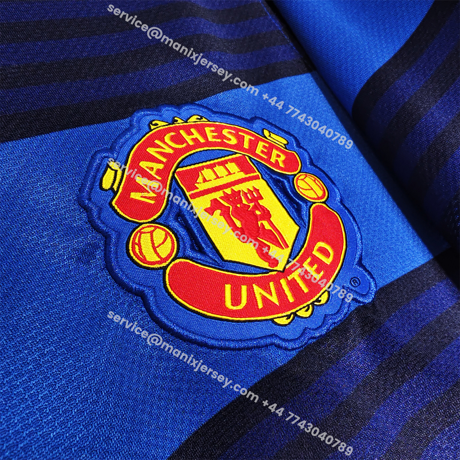 ManixJersey.com | Retro Manchester United 2011-12 Away Jersey -Customize Name, Number and Patch | Worldwide Shipping