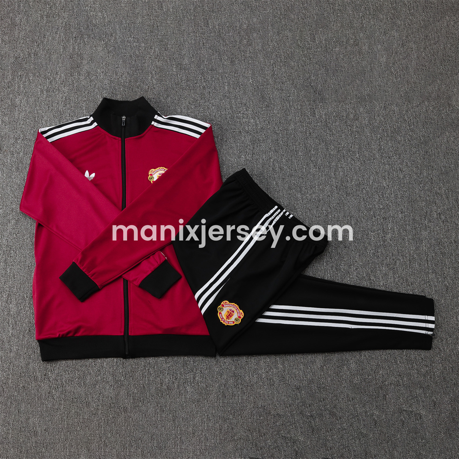 ManixJersey.com | Manchester United 24-25 Kids Throwback Jacket Training Tracksuit - Date Red Jackets & Black Pants -Customize Name, Number and Patch | Worldwide Shipping