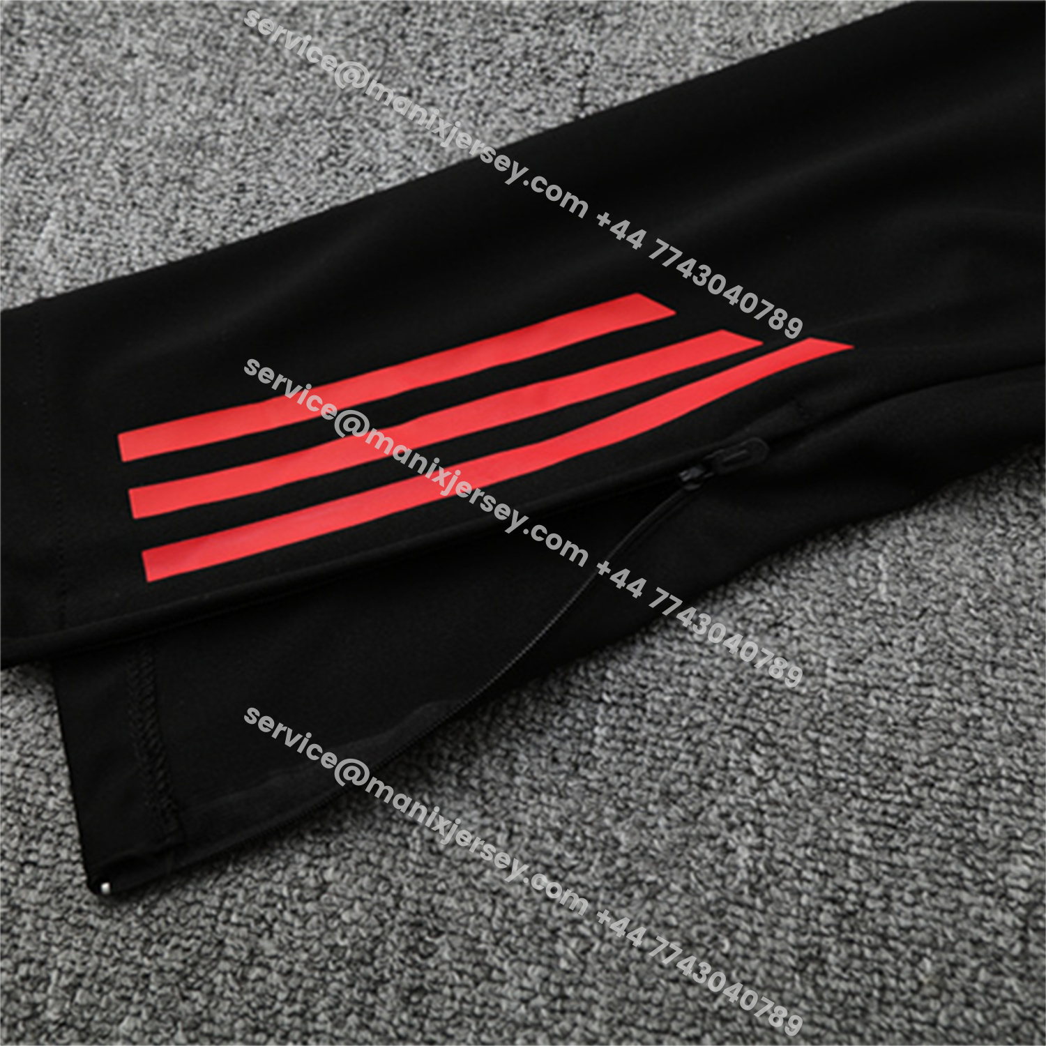 ManixJersey.com | Liver.pool 25-26 Kids Long Sleeve Training Set - White Top & Black Pants -Customize Name, Number and Patch | Worldwide Shipping