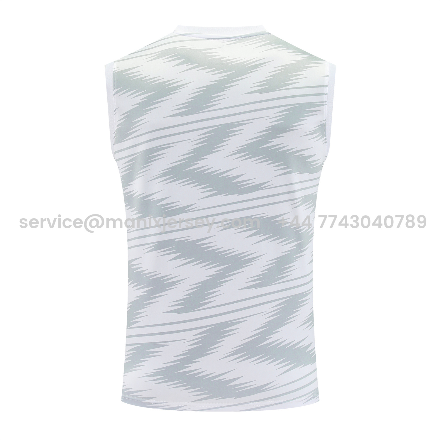 ManixJersey.com | Real Madrid 25-26 Vest Training Set - Grey Arrow Pattern Vest & Black Shorts -Customize Name, Number and Patch | Worldwide Shipping