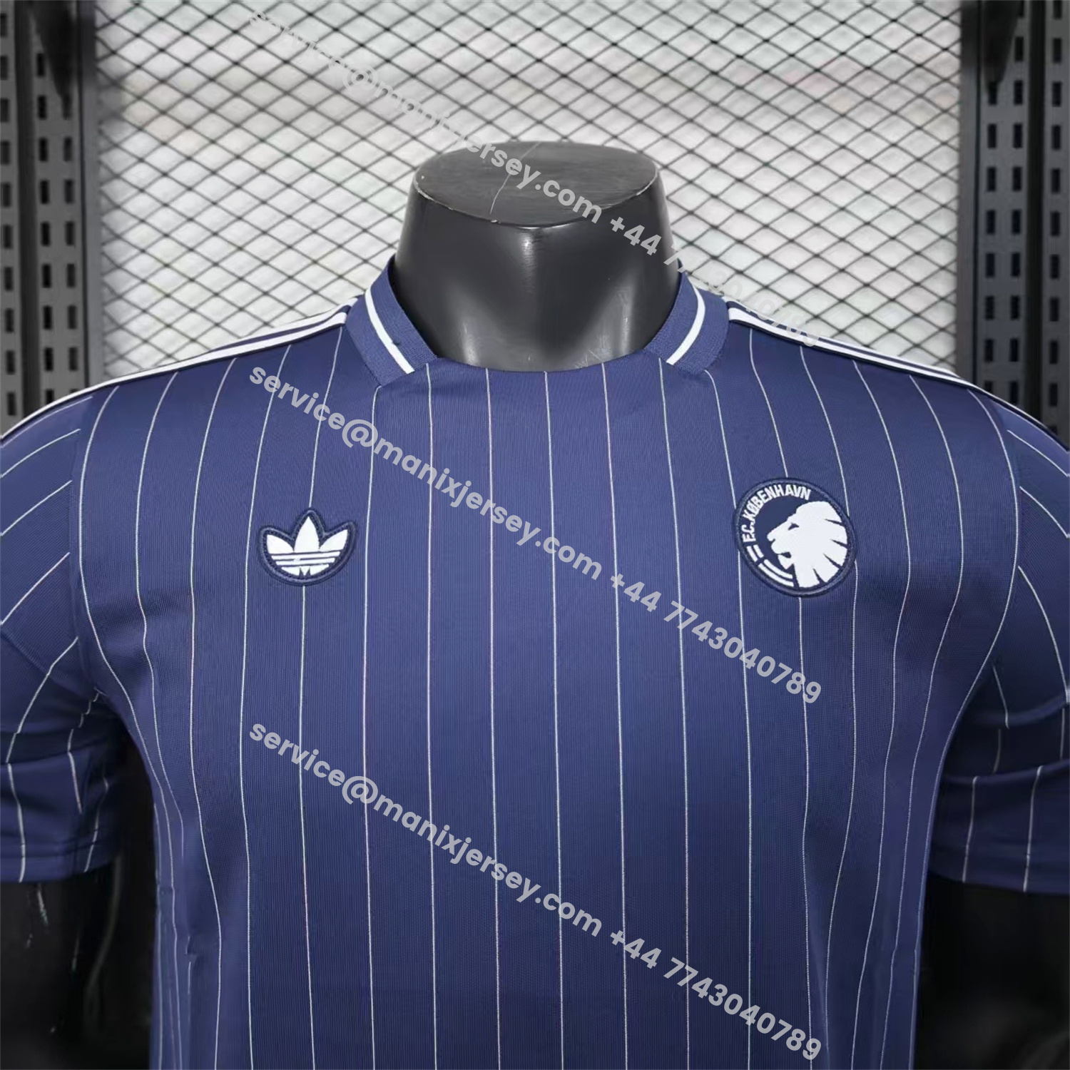 ManixJersey.com | Newcastle United 25-26 Icon Range Travel Special Edition Deep Blue Jersey - Player Version -Customize Name, Number and Patch | Worldwide Shipping