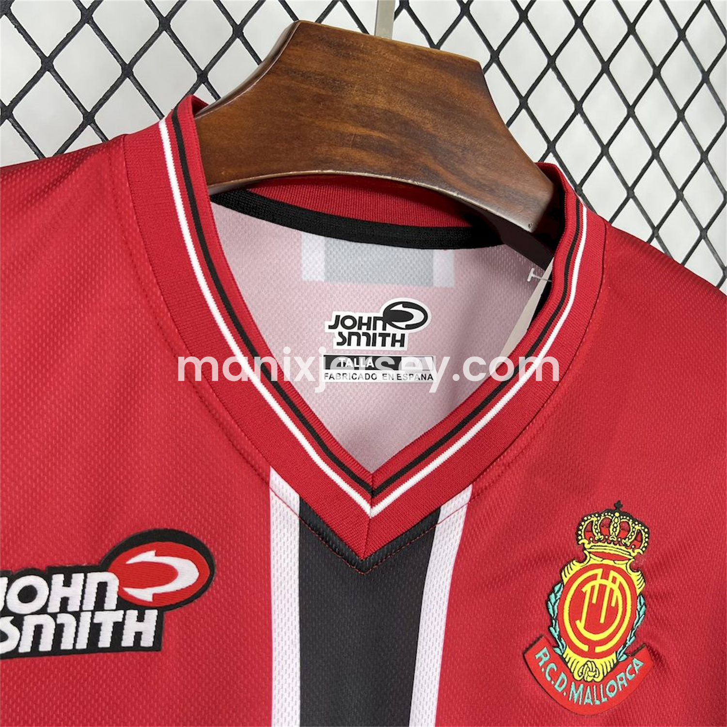 ManixJersey.com | Retro Mallorca 2001-02 Home Jersey -Customize Name, Number and Patch | Worldwide Shipping