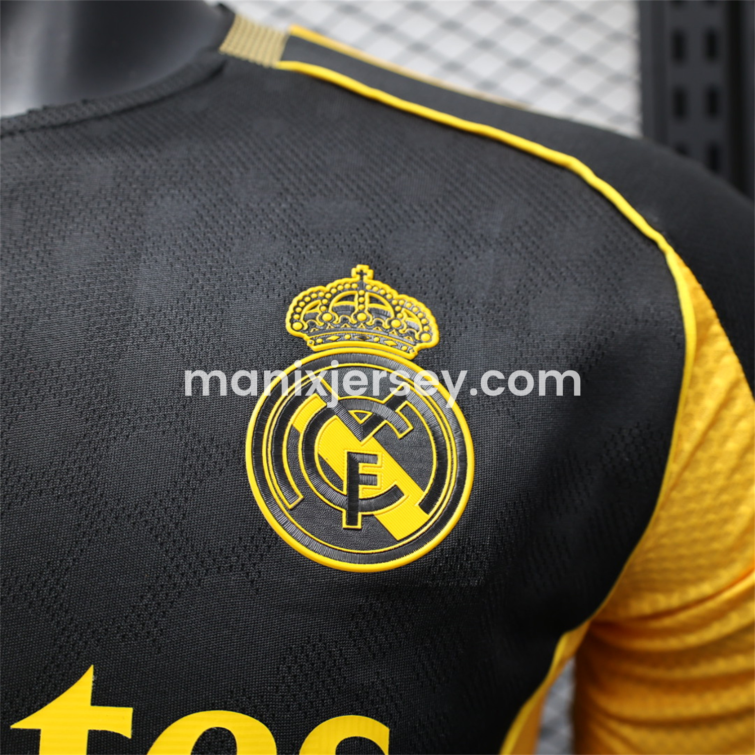 ManixJersey.com | Real Madrid 25-26 Black Gold Special Edition Jersey - Player Version -Customize Name, Number and Patch | Worldwide Shipping