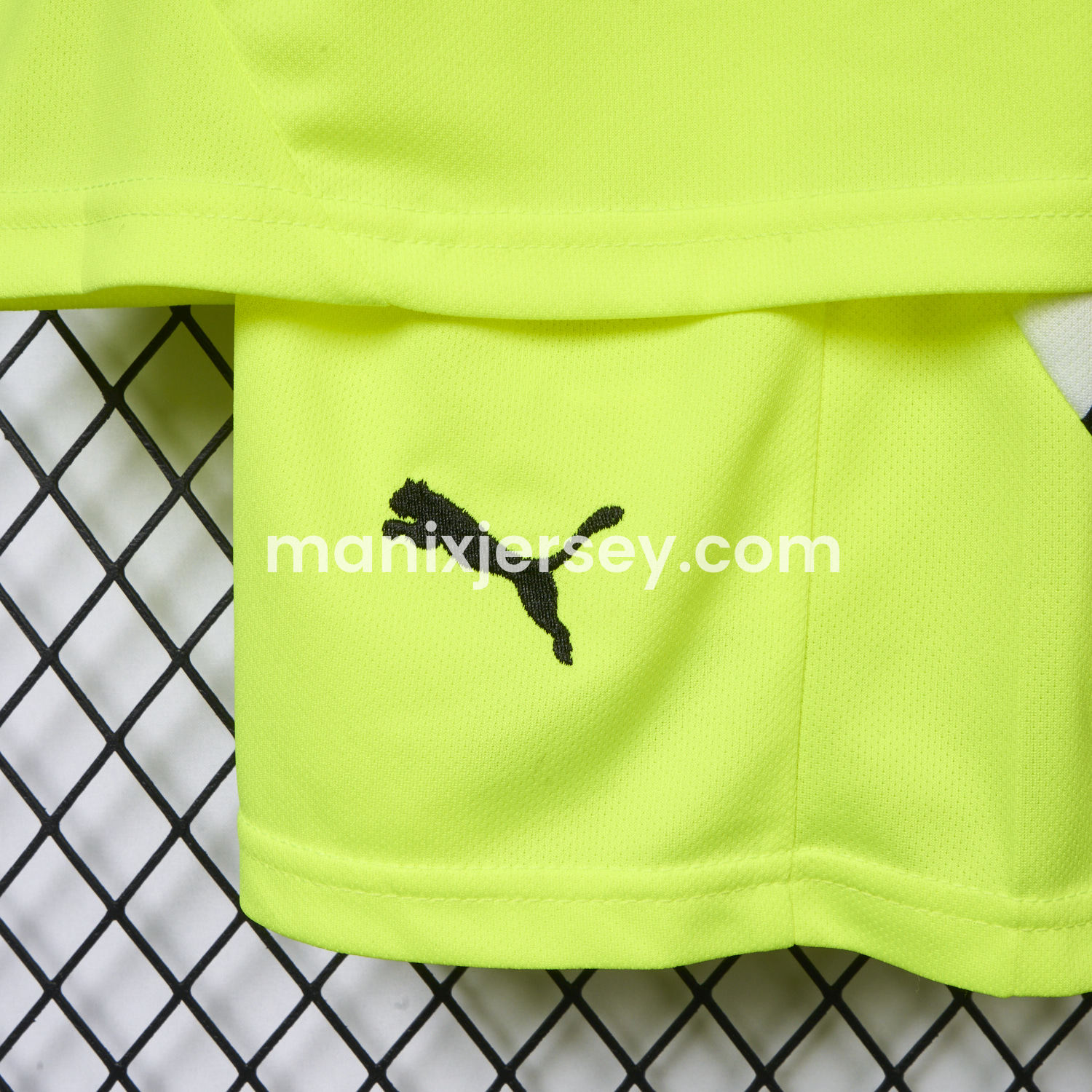 ManixJersey.com | Dortmund 24-25 Yellow Alert Special Edition Kids Kit -Customize Name, Number and Patch | Worldwide Shipping