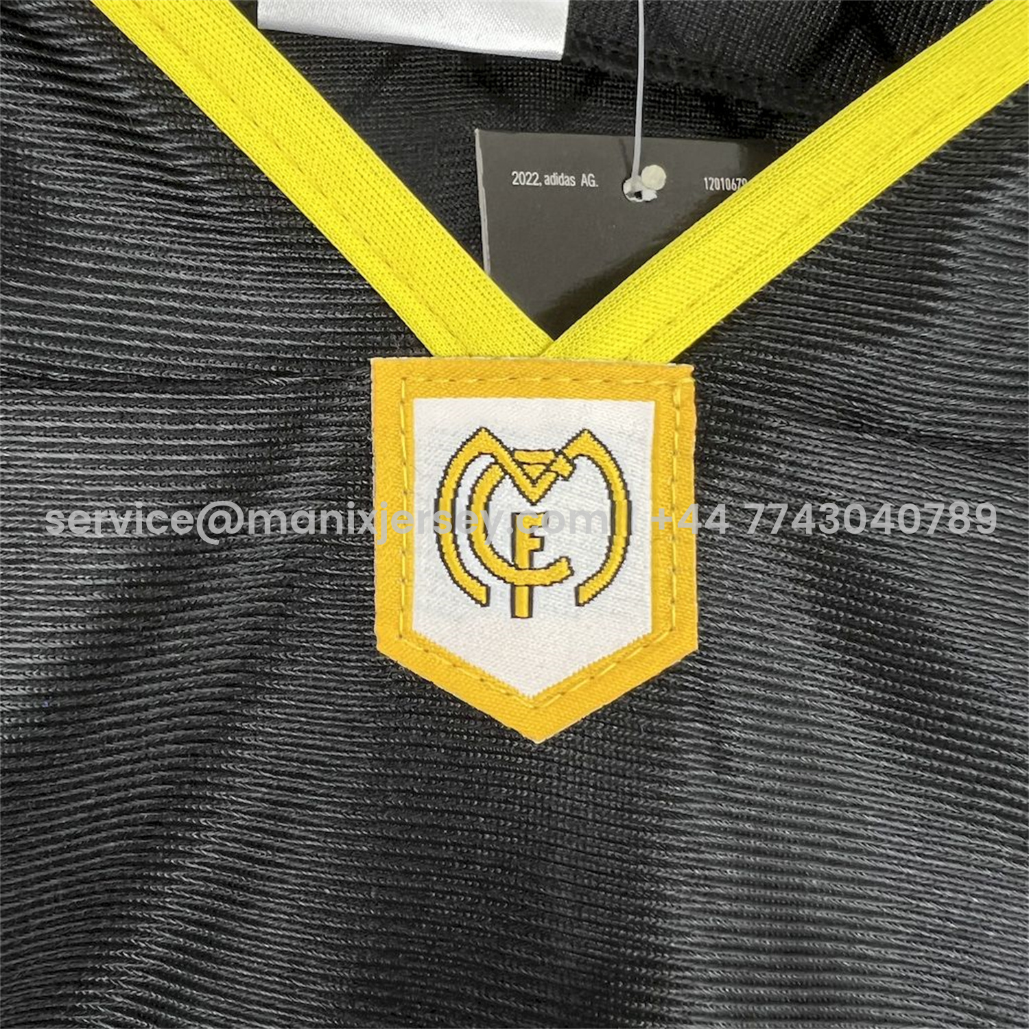 ManixJersey.com | Retro Real Madrid 1999-01 Away Long Sleeves Jersey -Customize Name, Number and Patch | Worldwide Shipping