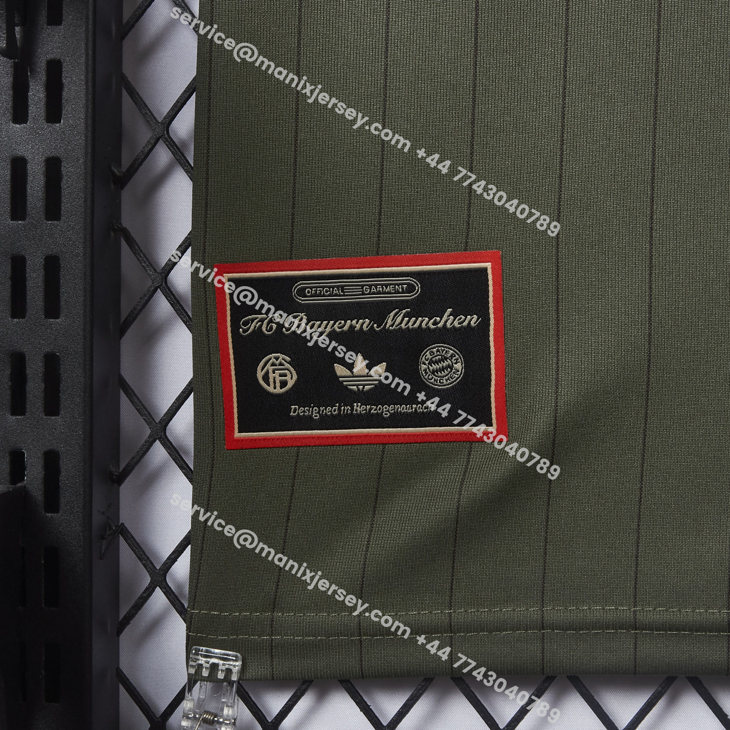 ManixJersey.com | Bayern Munich 25-26 Trefoil Green Travel Jersey - Fans Version -Customize Name, Number and Patch | Worldwide Shipping