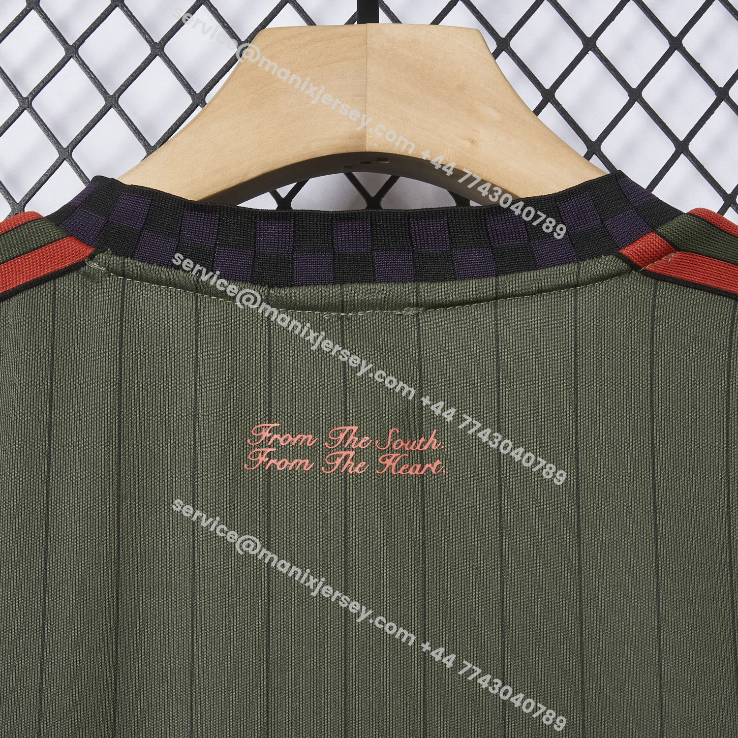 ManixJersey.com | Bayern Munich 25-26 Trefoil Green Travel Jersey - Fans Version -Customize Name, Number and Patch | Worldwide Shipping