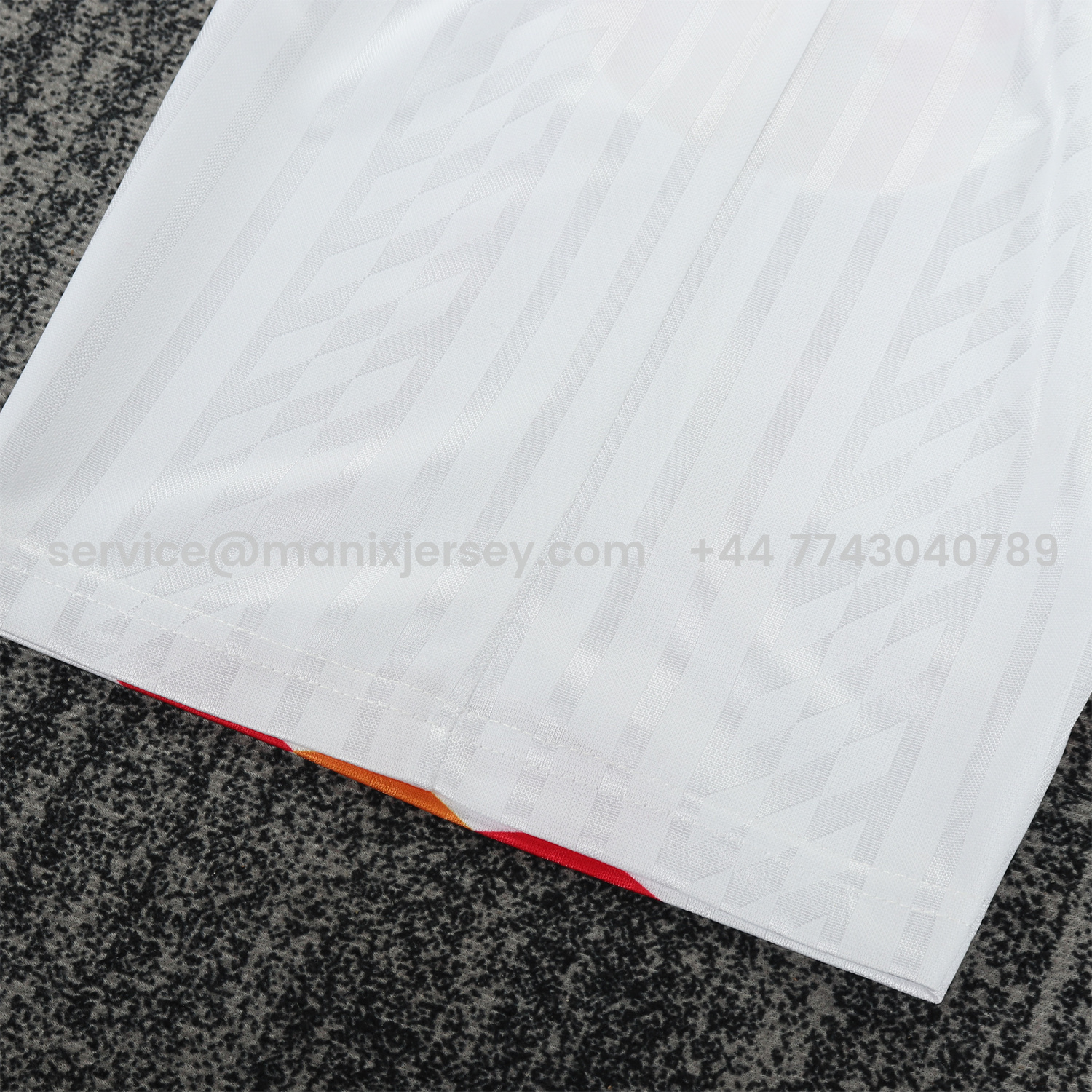 ManixJersey.com | Retro Spain 1994 Away Kids Kit -Customize Name, Number and Patch | Worldwide Shipping