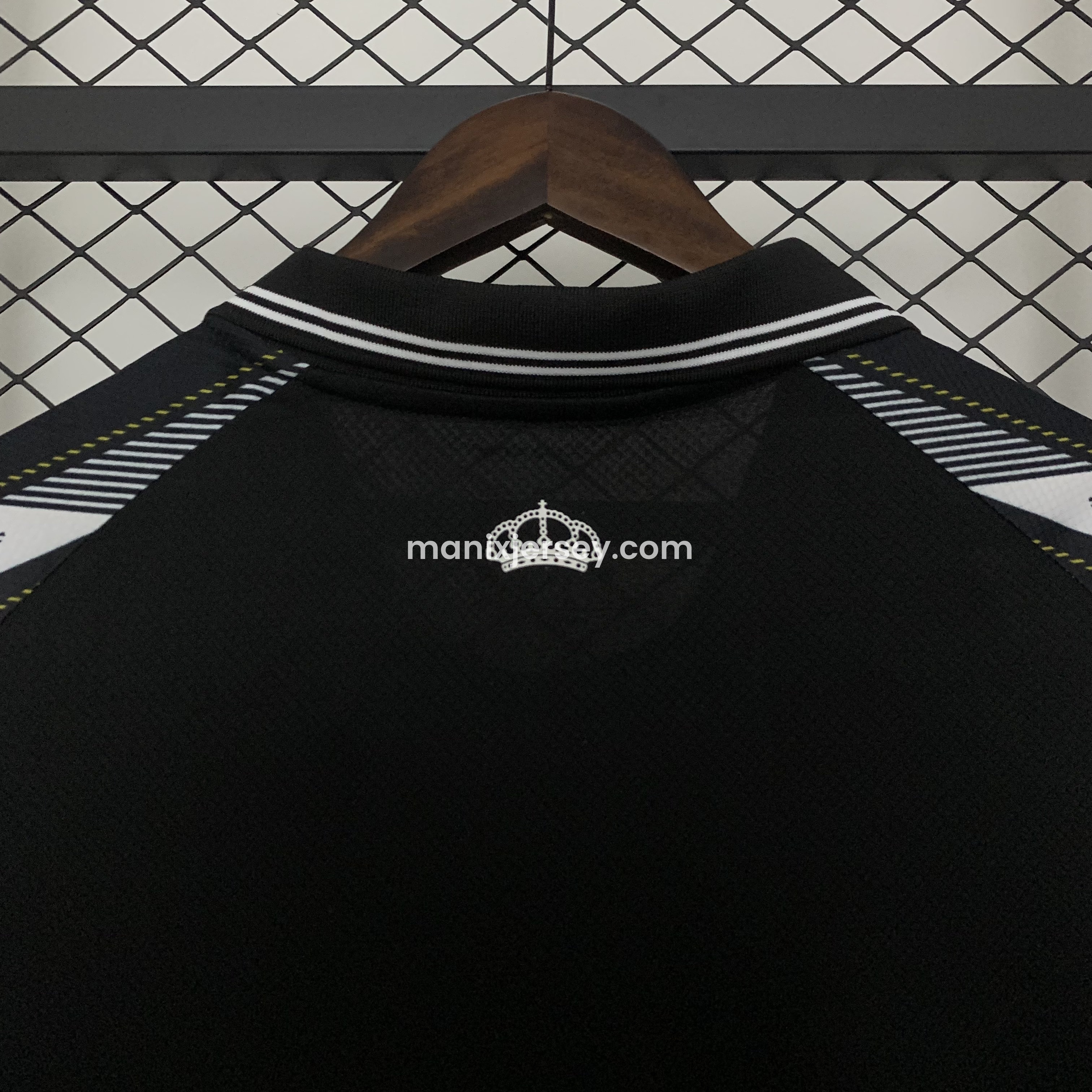 ManixJersey.com | Real Madrid 25-26 Black Gold White Three Bars Jersey - Fans Version -Customize Name, Number and Patch | Worldwide Shipping