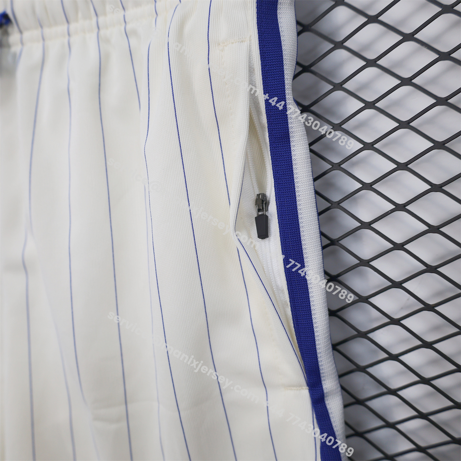 ManixJersey.com | C.H.E.L.S.E.A 25-26 Trefoil White Travel Shorts - Player Version -Customize Name, Number and Patch | Worldwide Shipping