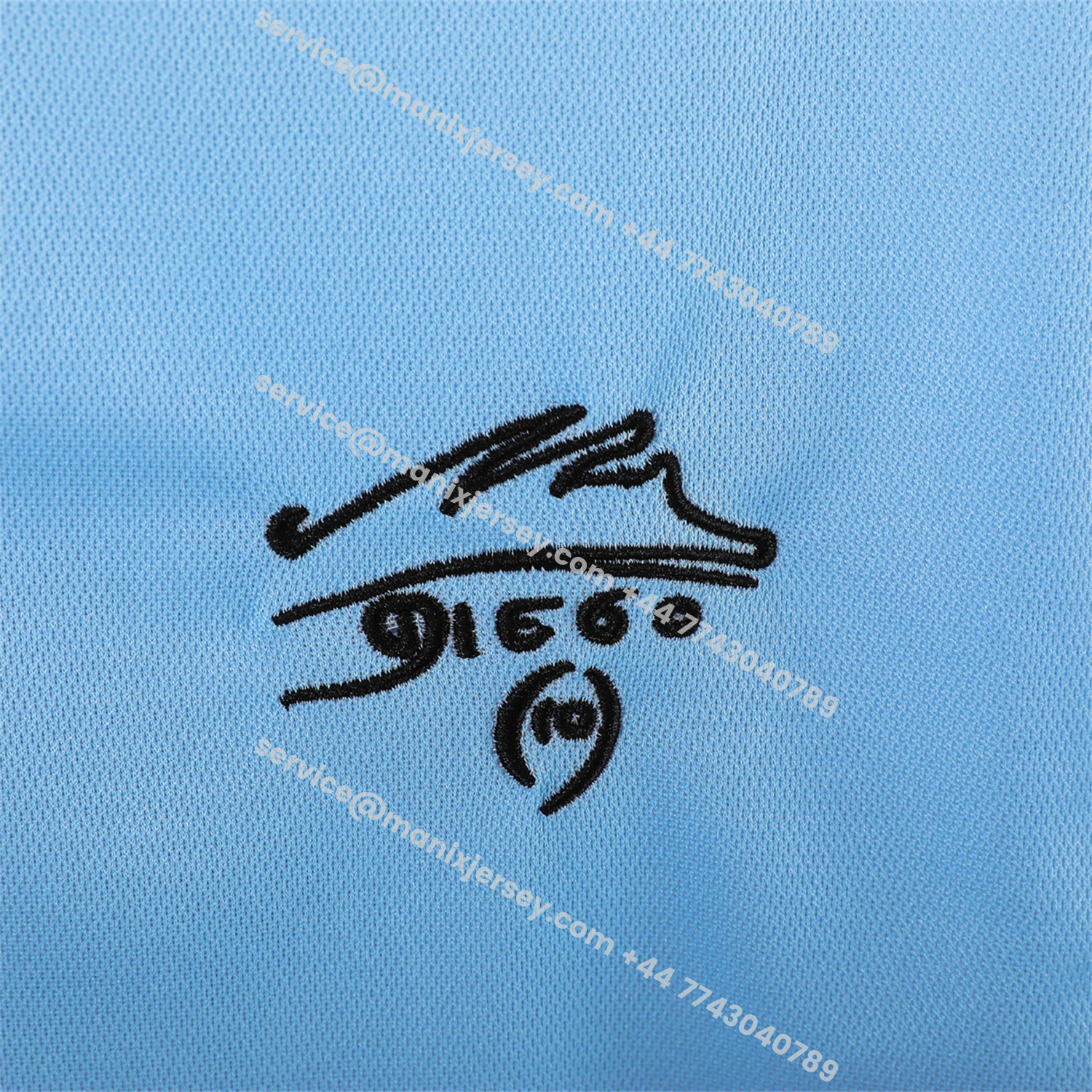 ManixJersey.com | Retro Argentina 2001 Home Maradona Commemorative Jersey -Customize Name, Number and Patch | Worldwide Shipping